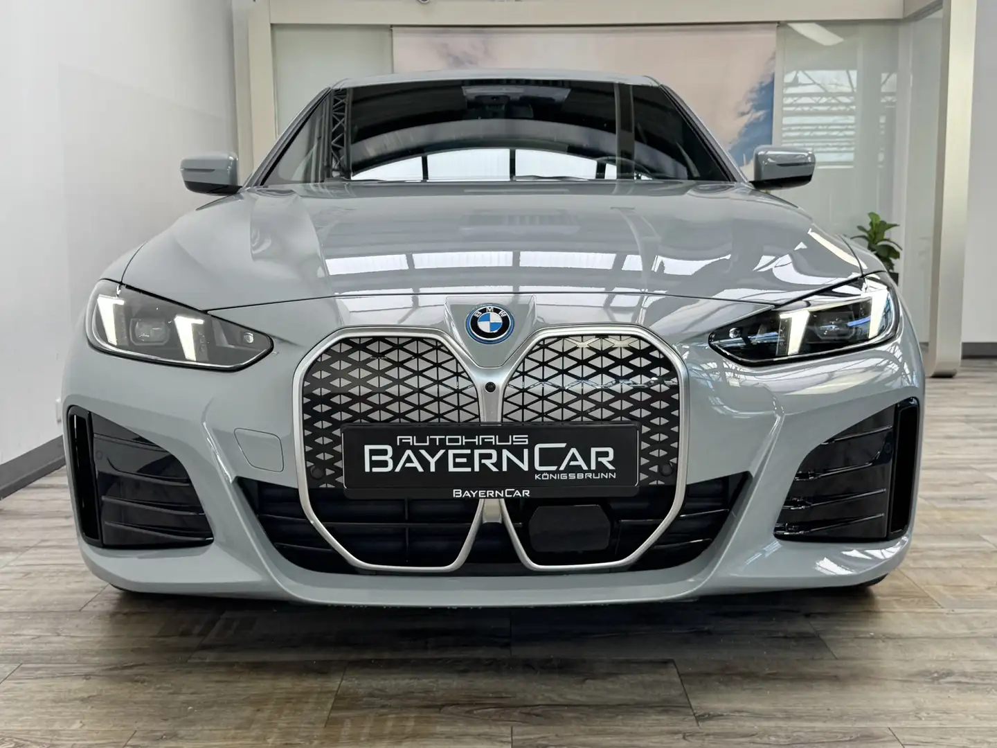 BMW i4 xDrive40 M Sport Pro ACC 360° AHK CockpitProf Grigio - 2
