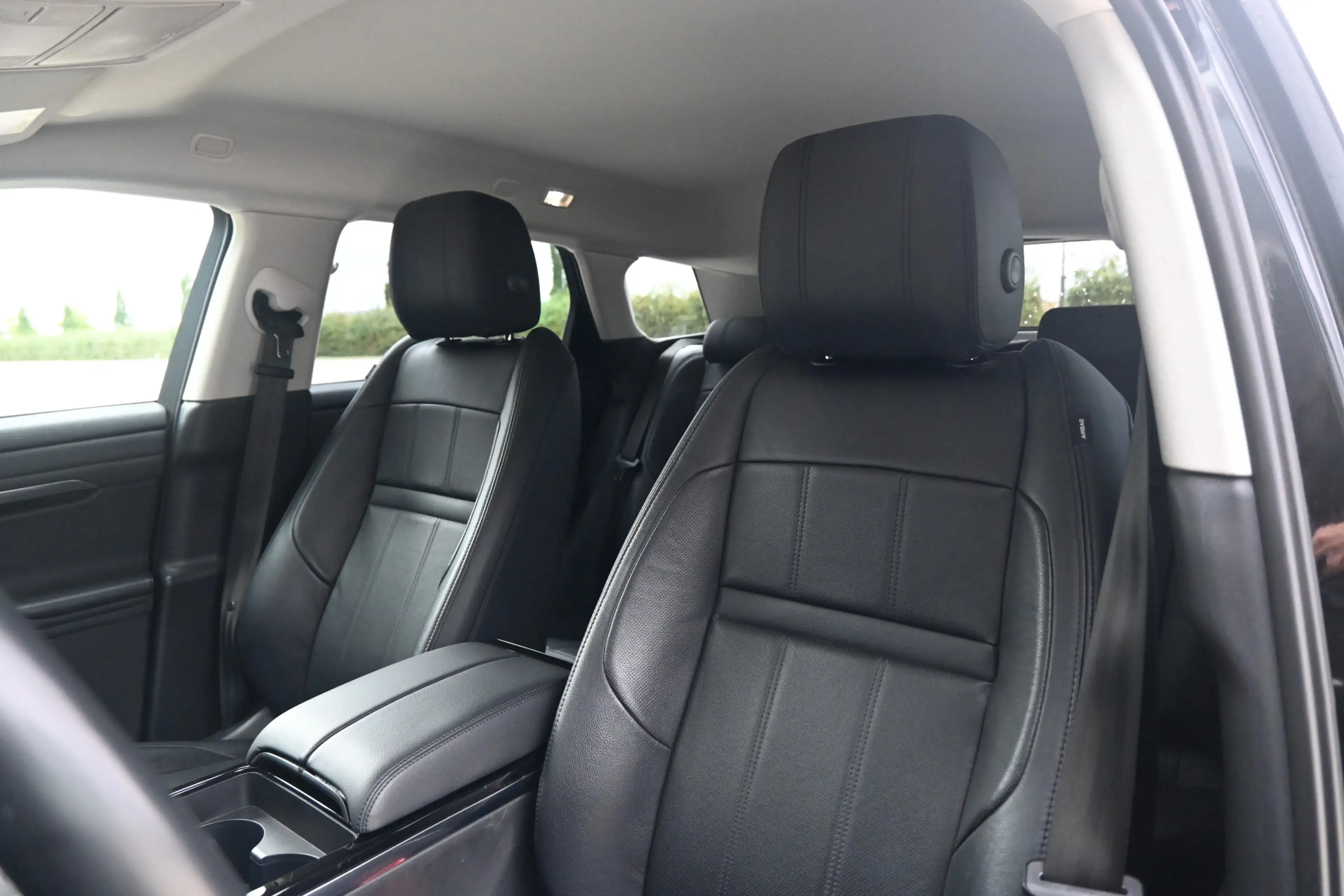 Land Rover Range Rover Evoque 2.0 P200 AWD S — photo 27