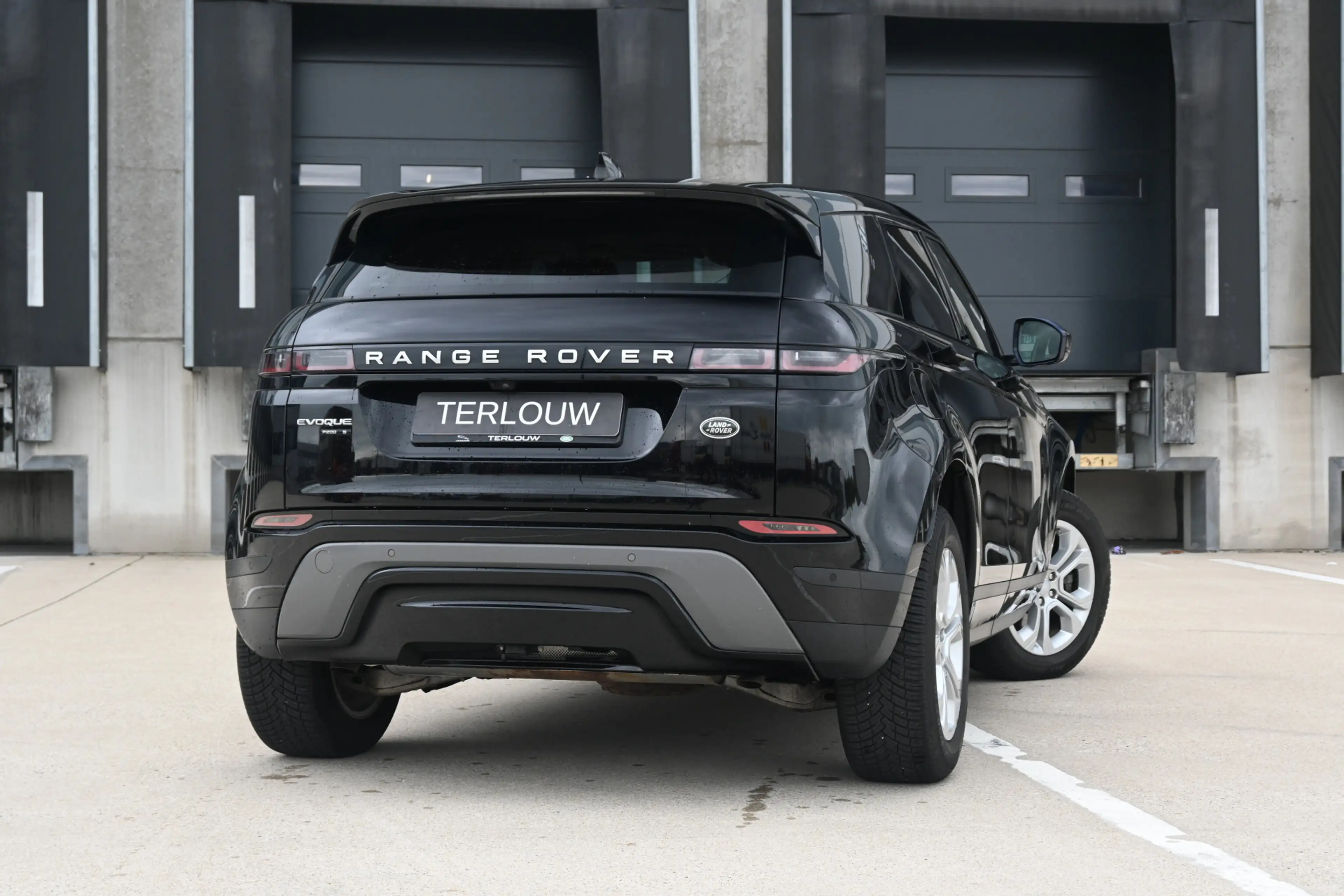 Land Rover Range Rover Evoque 2.0 P200 AWD S — photo 3