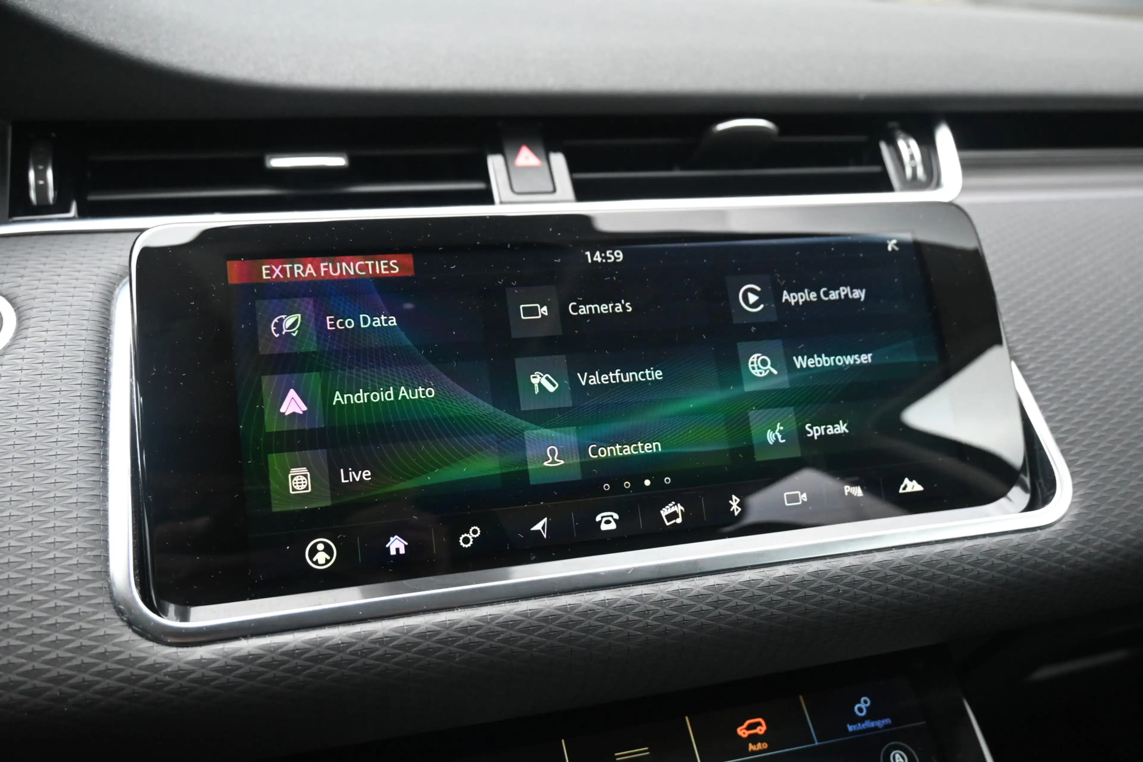Land Rover Range Rover Evoque 2.0 P200 AWD S — photo 22