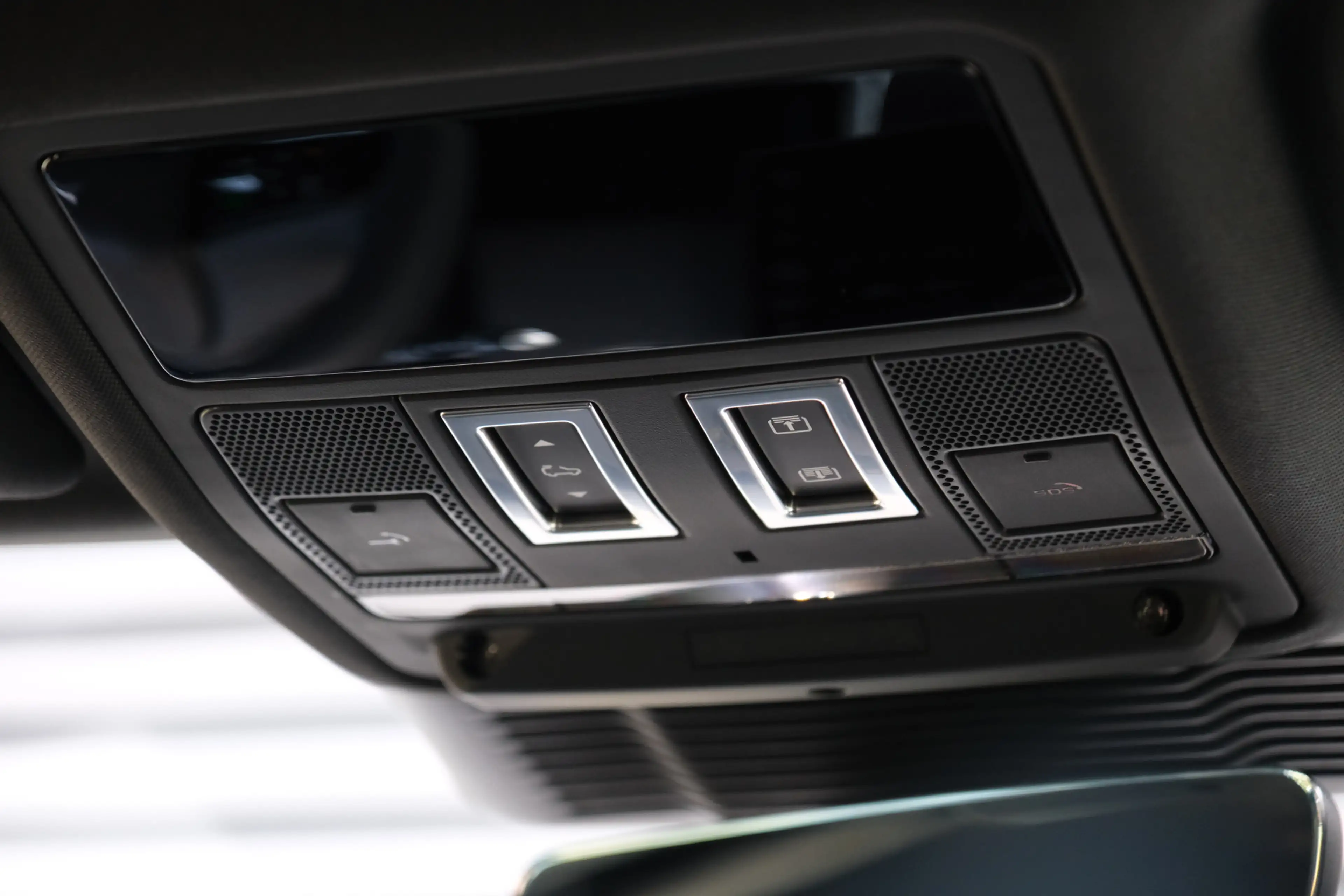 Land Rover Range Rover Evoque 1.5 P270e PHEV AWD Dynamic SE | Black Pack | Schui — photo 36