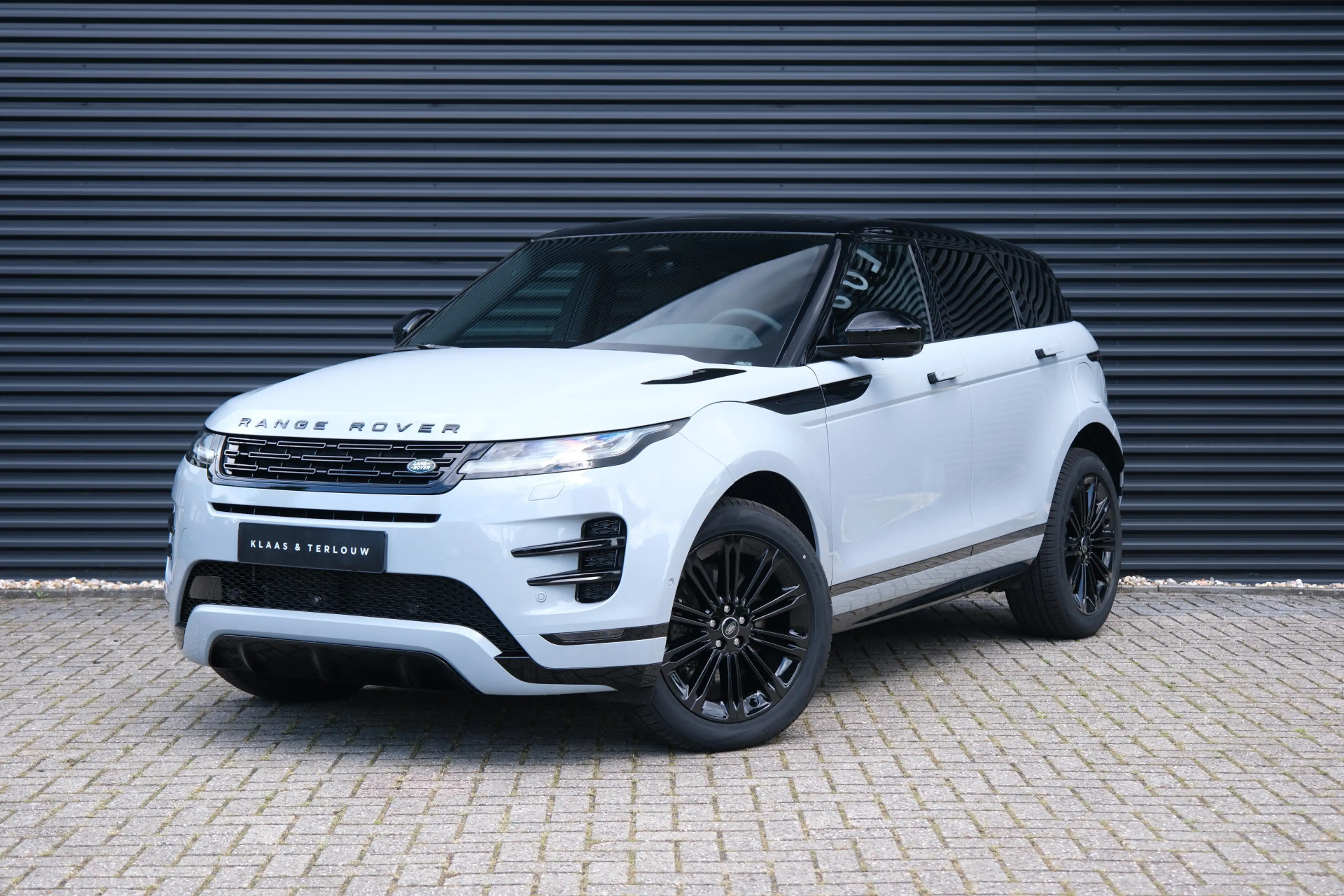 Land Rover Range Rover Evoque 1.5 P270e PHEV AWD Dynamic SE | Black Pack | Schui — photo 6