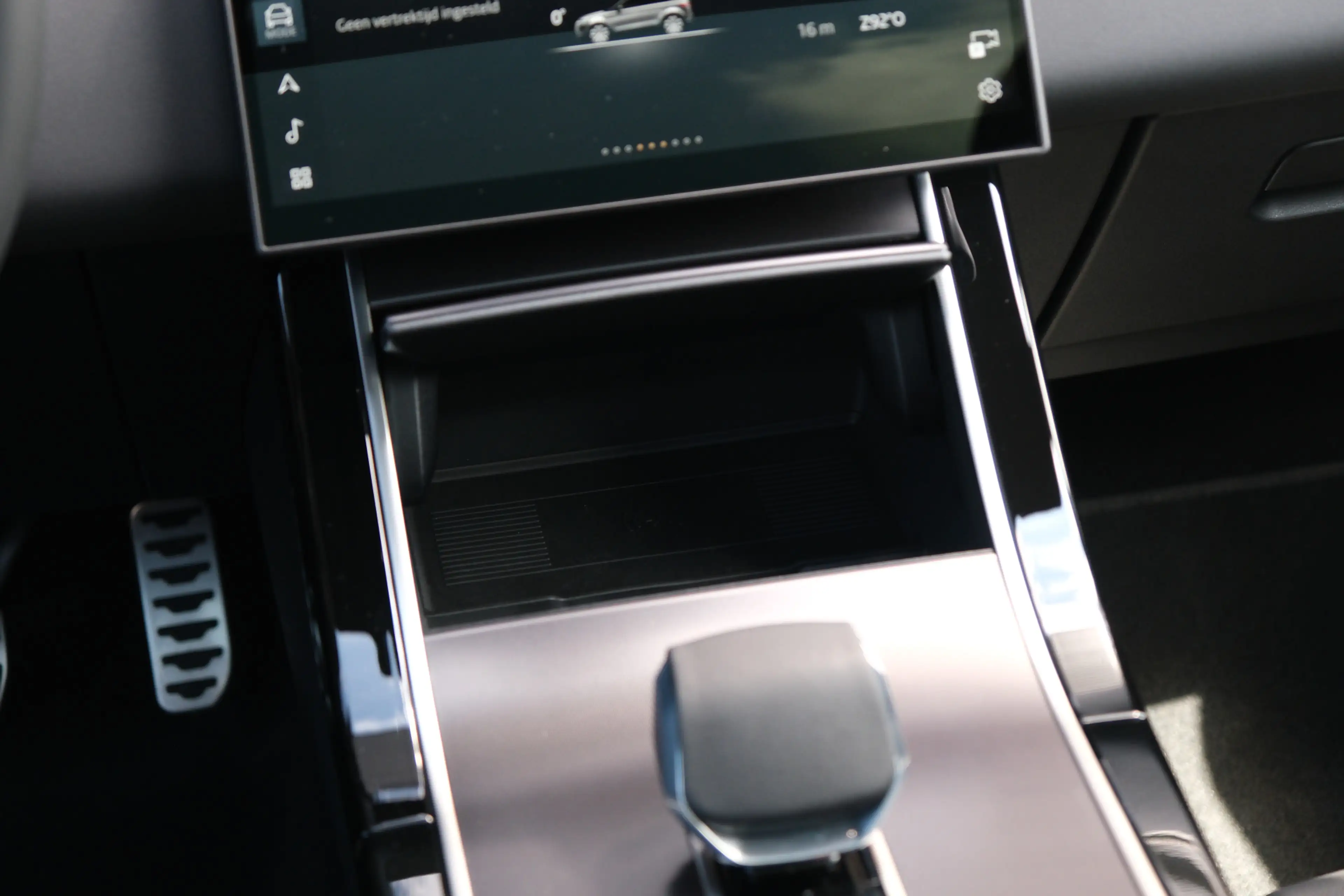 Land Rover Range Rover Evoque 1.5 P270e PHEV AWD Dynamic SE | Black Pack | Schui — photo 37