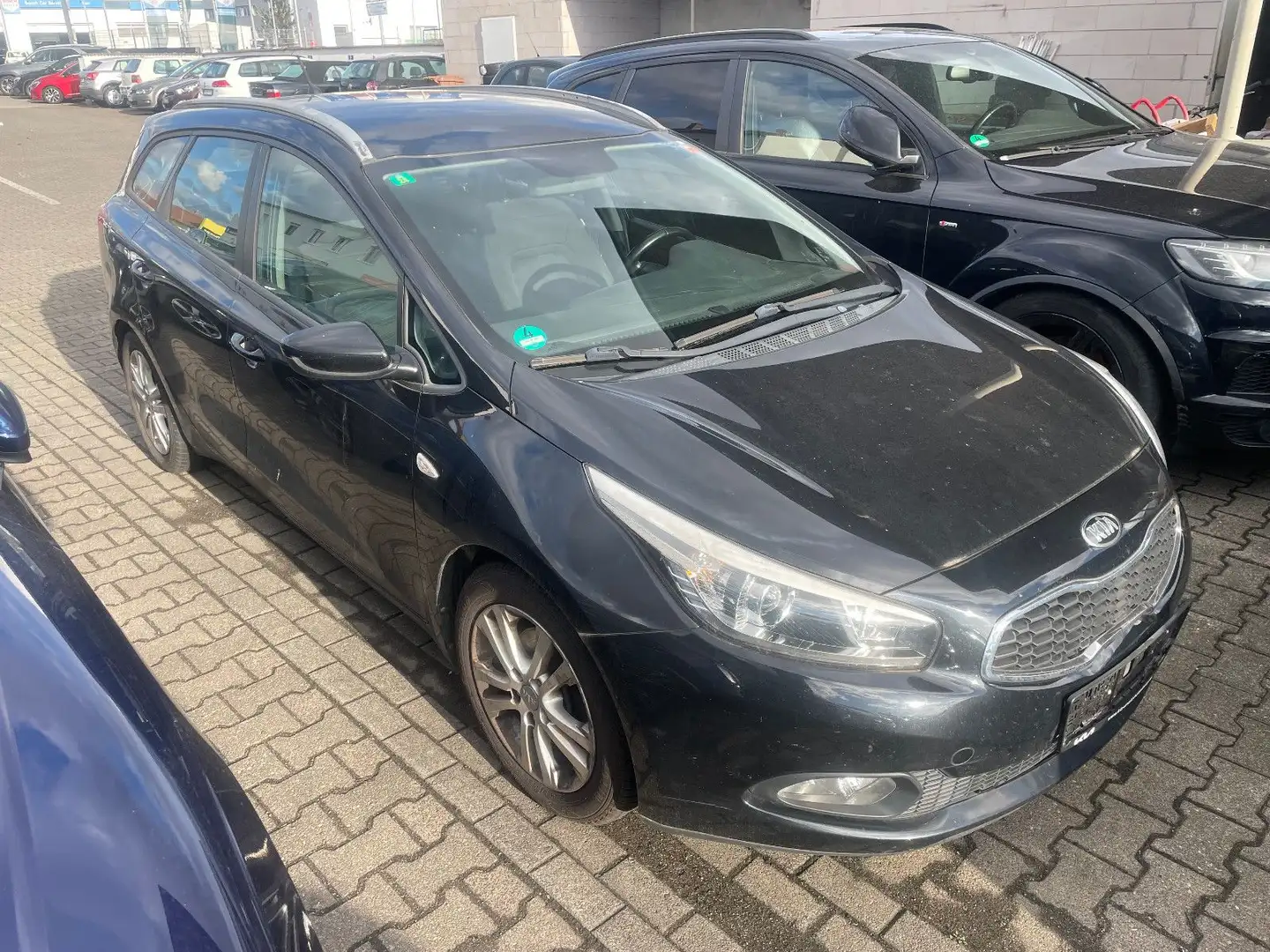 Kia Ceed SW / cee'd SW Schwarz - 2