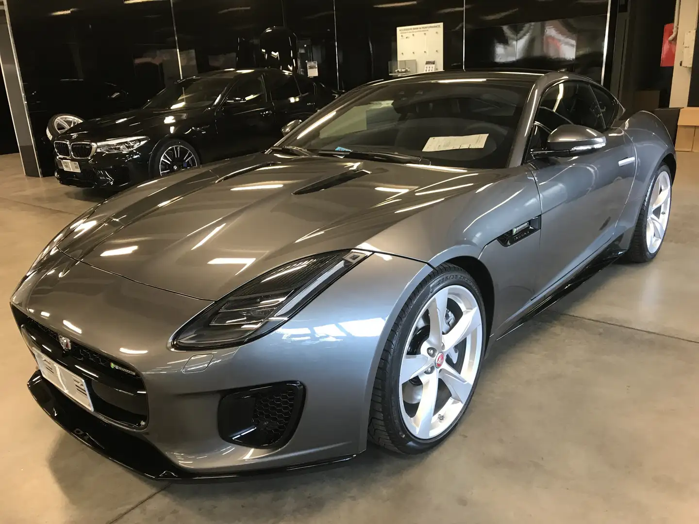 Jaguar F-Type F-Type2018Coupe2.0 i4R-Dynamic rwd 300cv auto my19 Grigio - 1