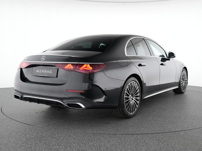 Mercedes-Benz E 220 d AMG Advanced Pano Burmester4D UPE:82TEUR — photo 3