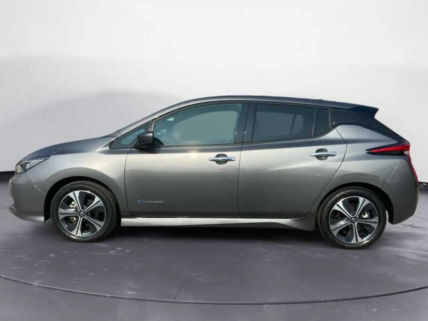Nissan Leaf 40kWh  Business Grigio - 2