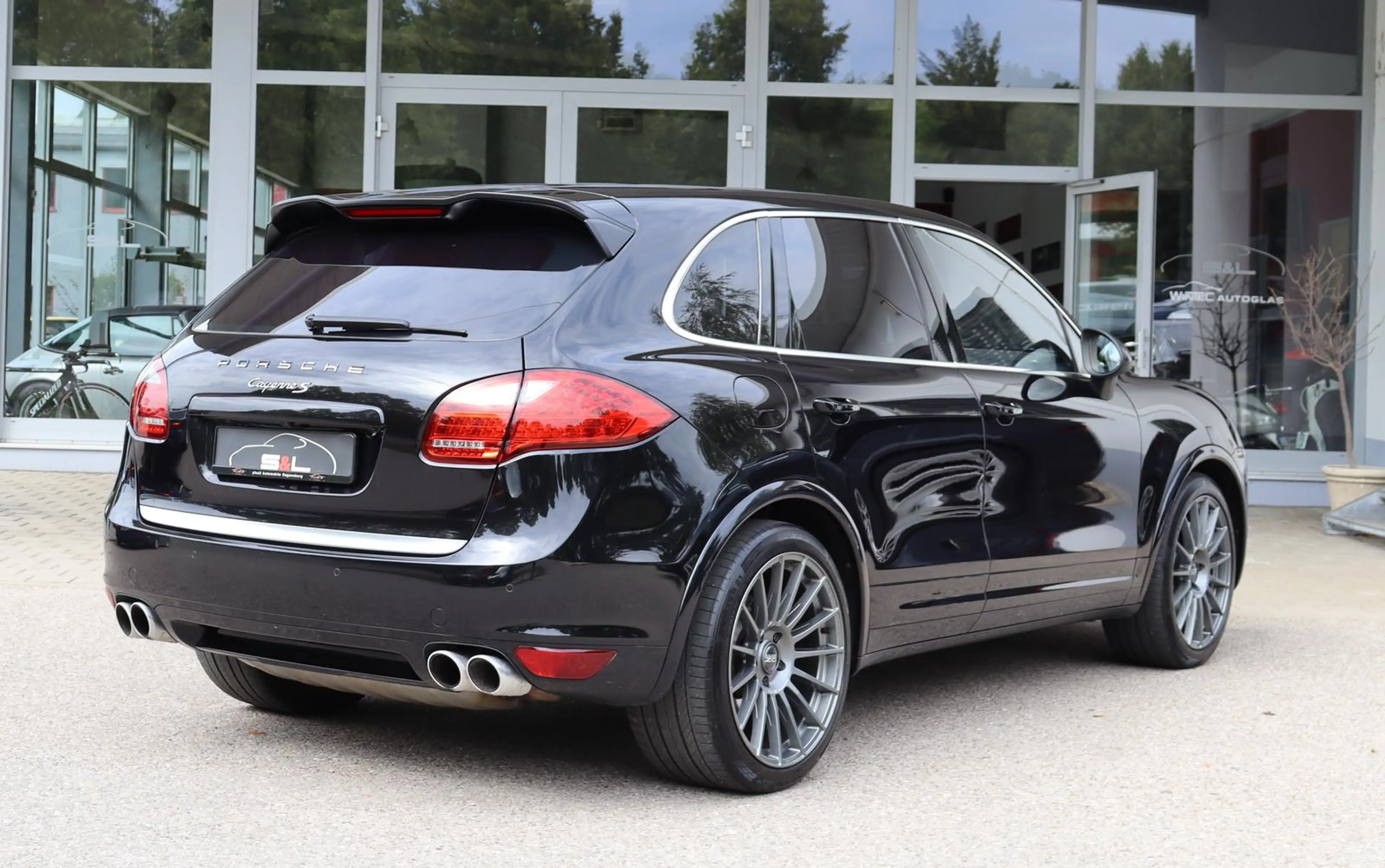 Porsche Cayenne Turbo 4.8 V8 PANO/ACC/PDLS//LUFT/OSE — photo 2