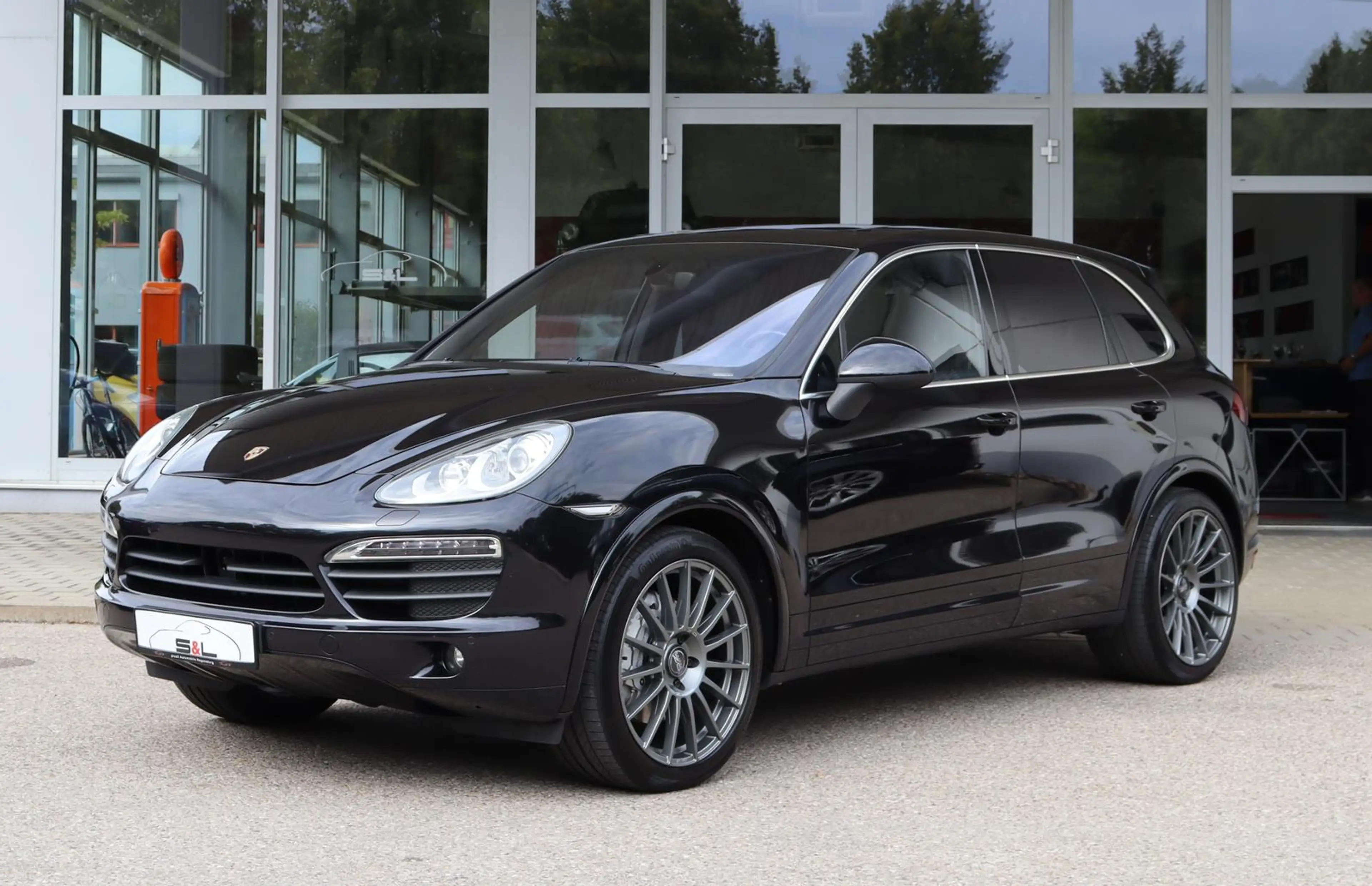 Porsche Cayenne Turbo 4.8 V8 PANO/ACC/PDLS//LUFT/OSE