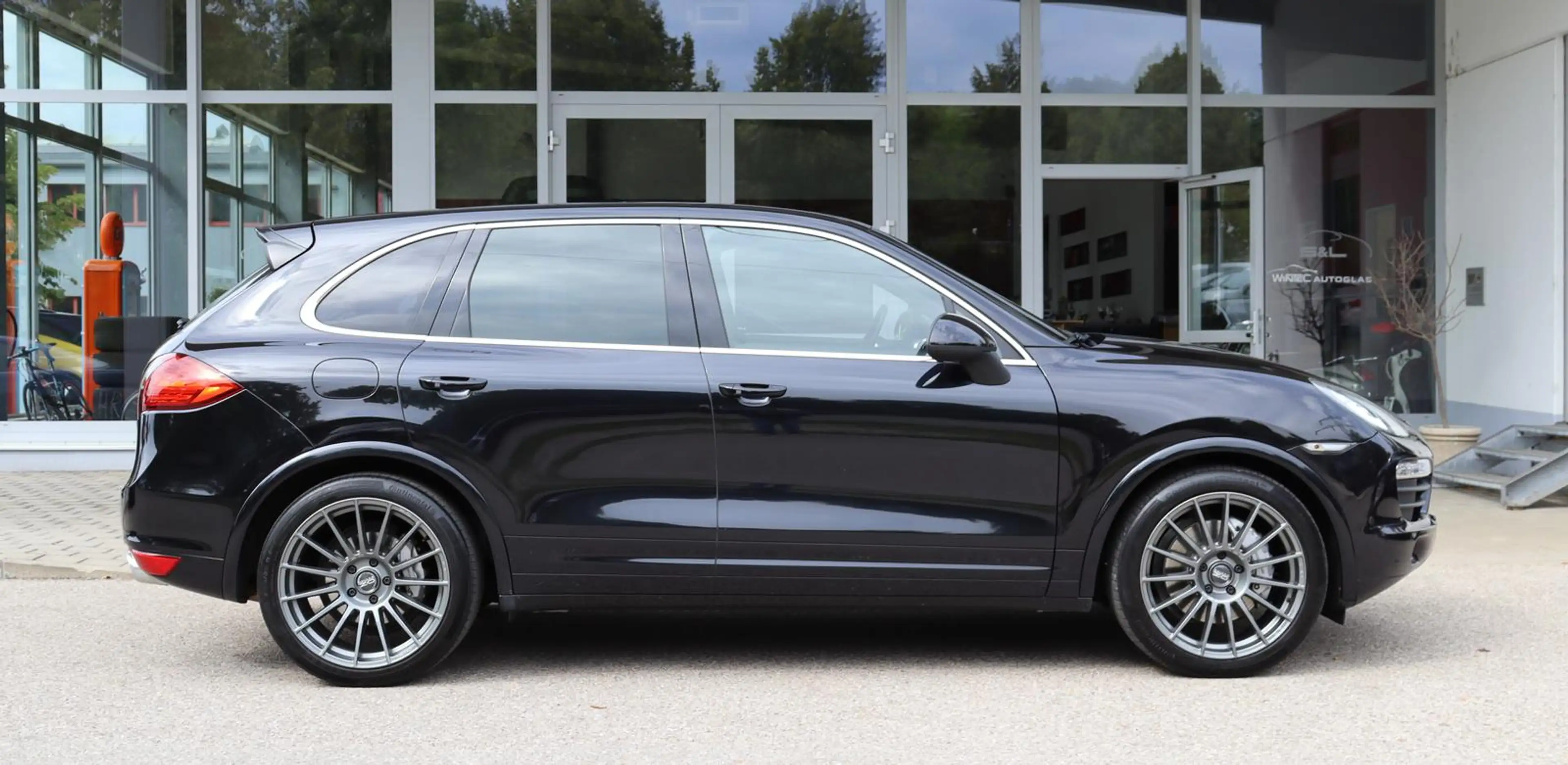 Porsche Cayenne Turbo 4.8 V8 PANO/ACC/PDLS//LUFT/OSE — photo 4