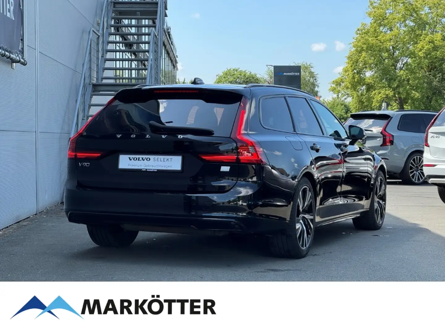 Volvo V90 T6 AWD R Design Recharge AHK/ACC/360°/BLIS Schwarz - 2