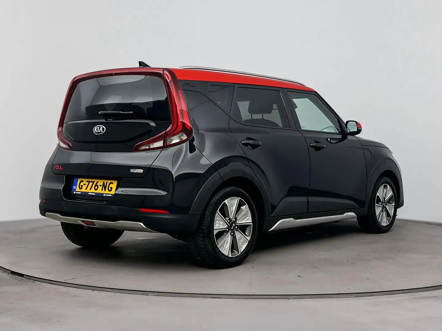 Kia Soul e-Soul EXECUTIVELINE 64 kWh | SUPERDEAL!!! | SoH 9 Schwarz - 2