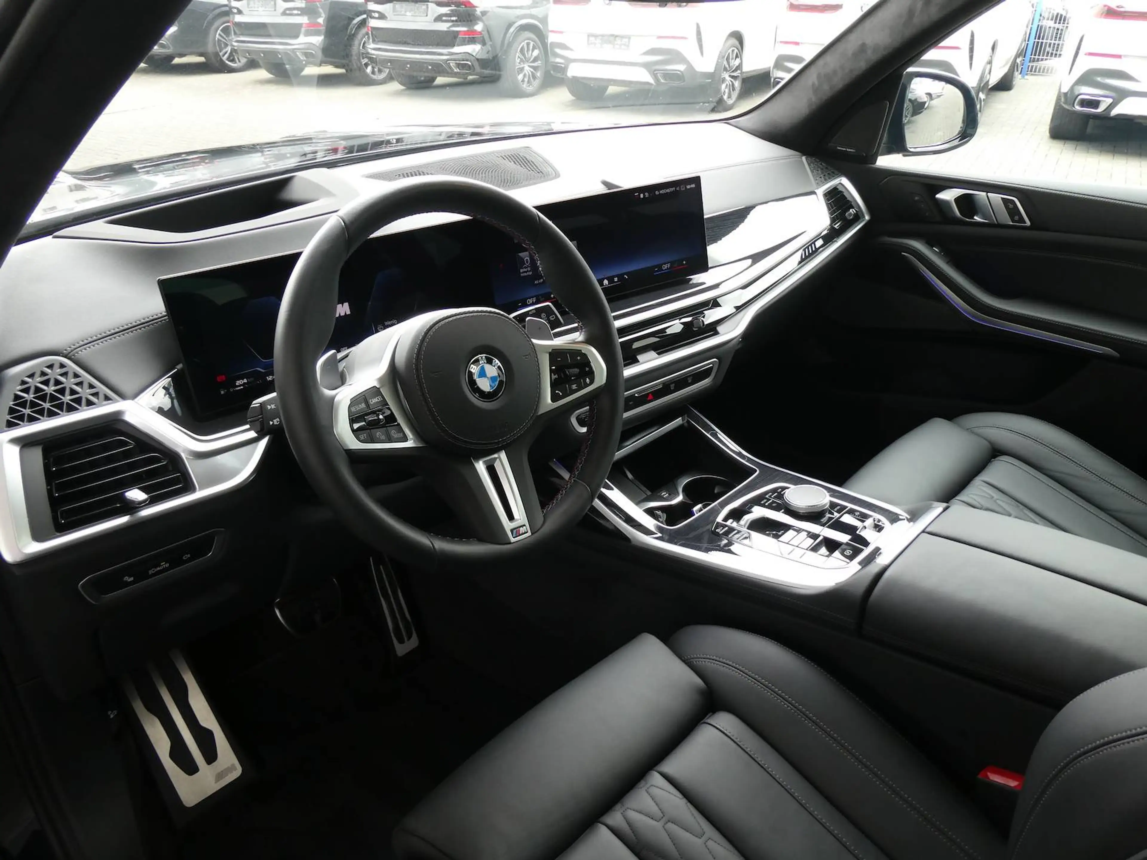 BMW X7 M xDrive M60 i M Sport Pro — photo 8