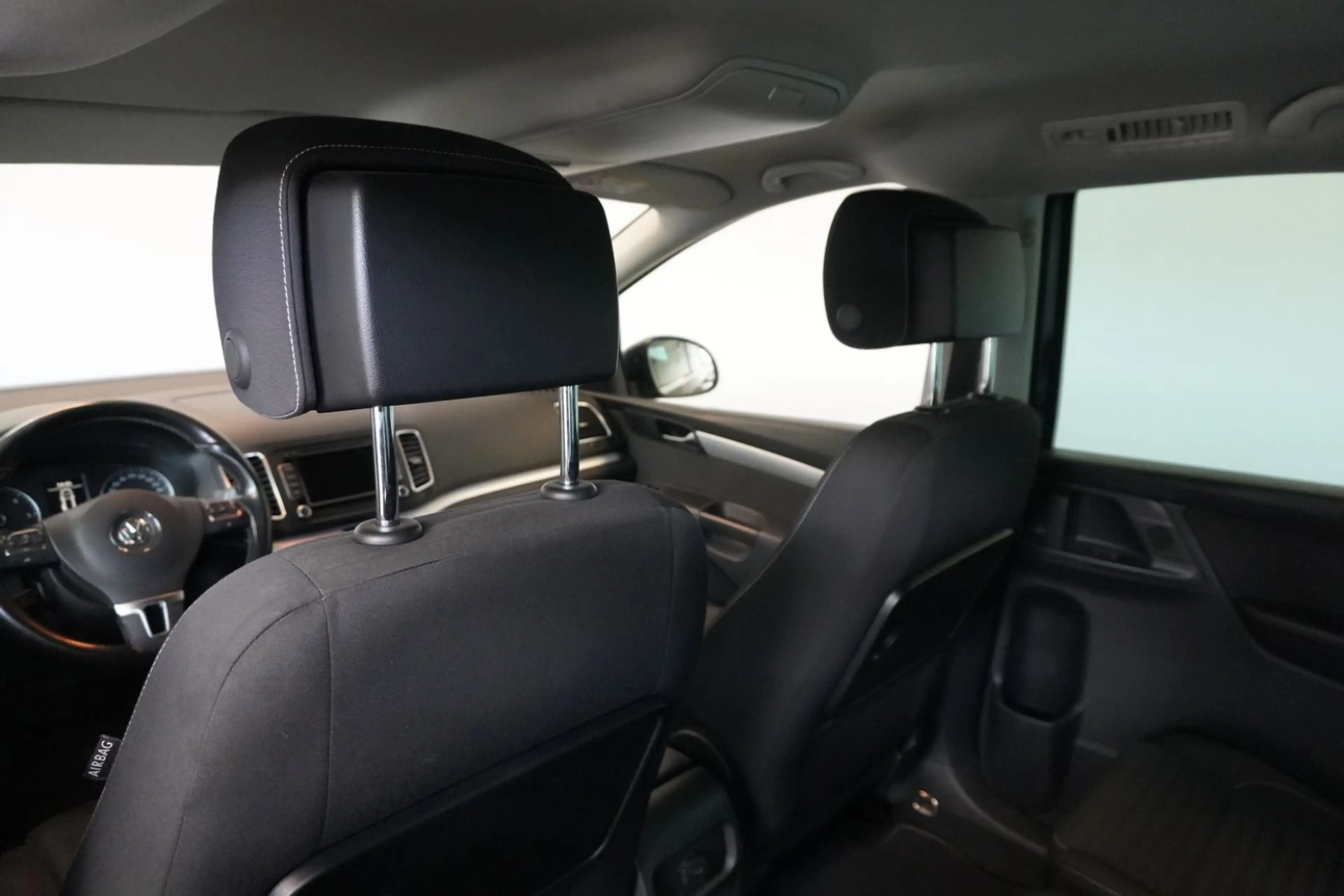 Volkswagen Sharan 2.0 Cup DSG BMT StdHzg Kamera — photo 14