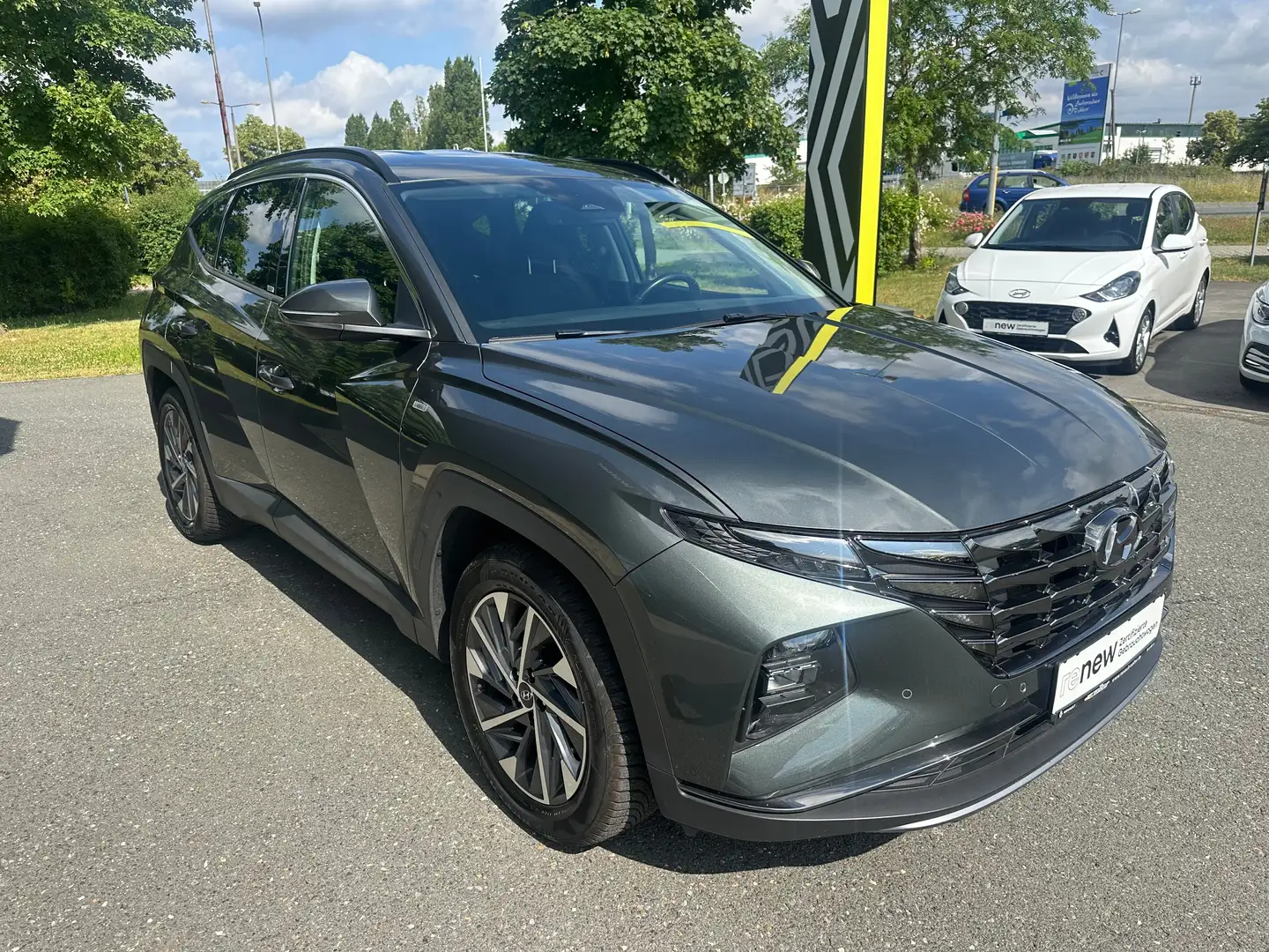 Hyundai TUCSON Trend N-Line 1.6 T-GDI 48V-Mildhybrid 2WD Grau - 2