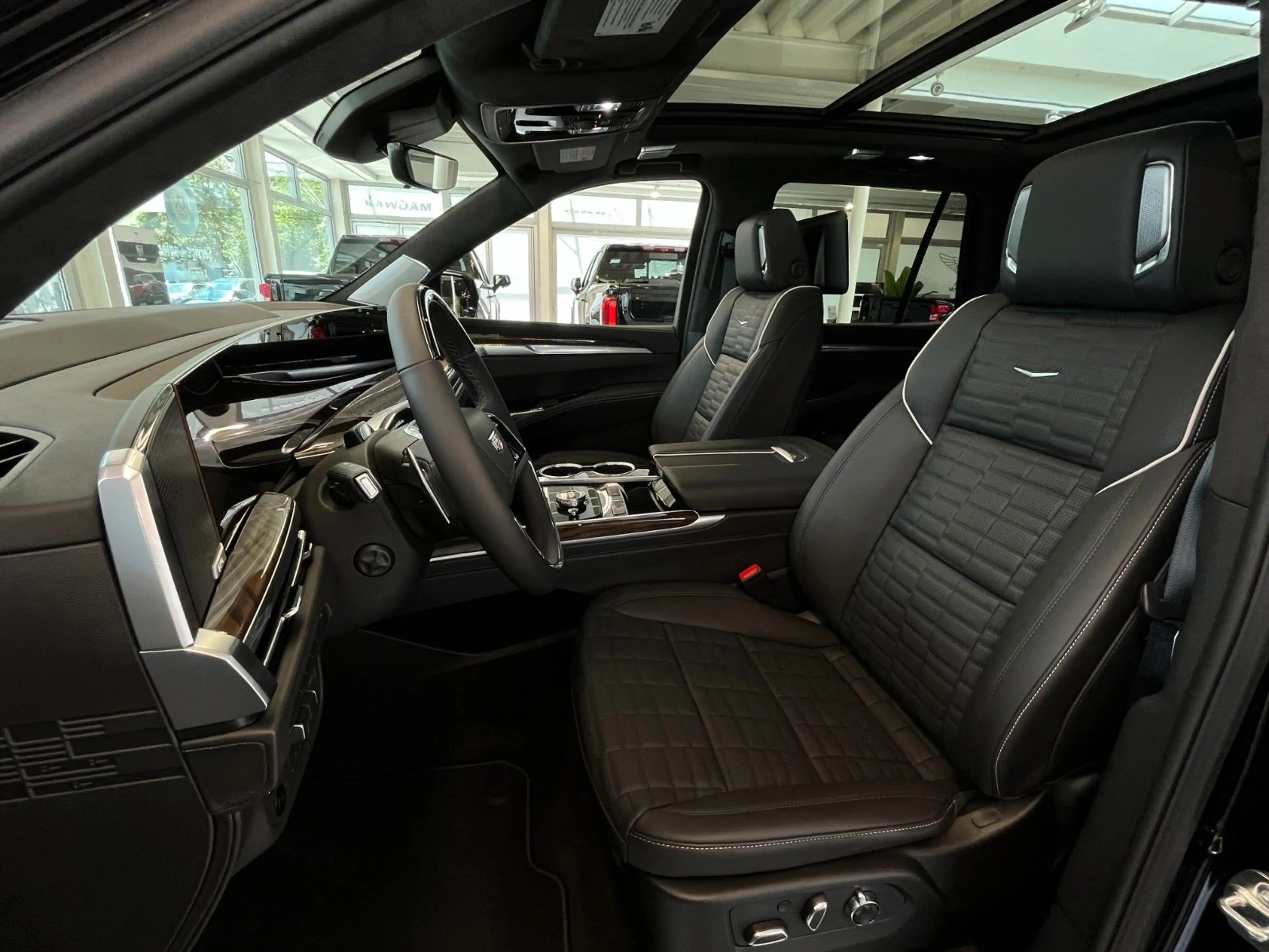 Cadillac Escalade Sport Platinum 6.2 V8  4x4 LPG — photo 9