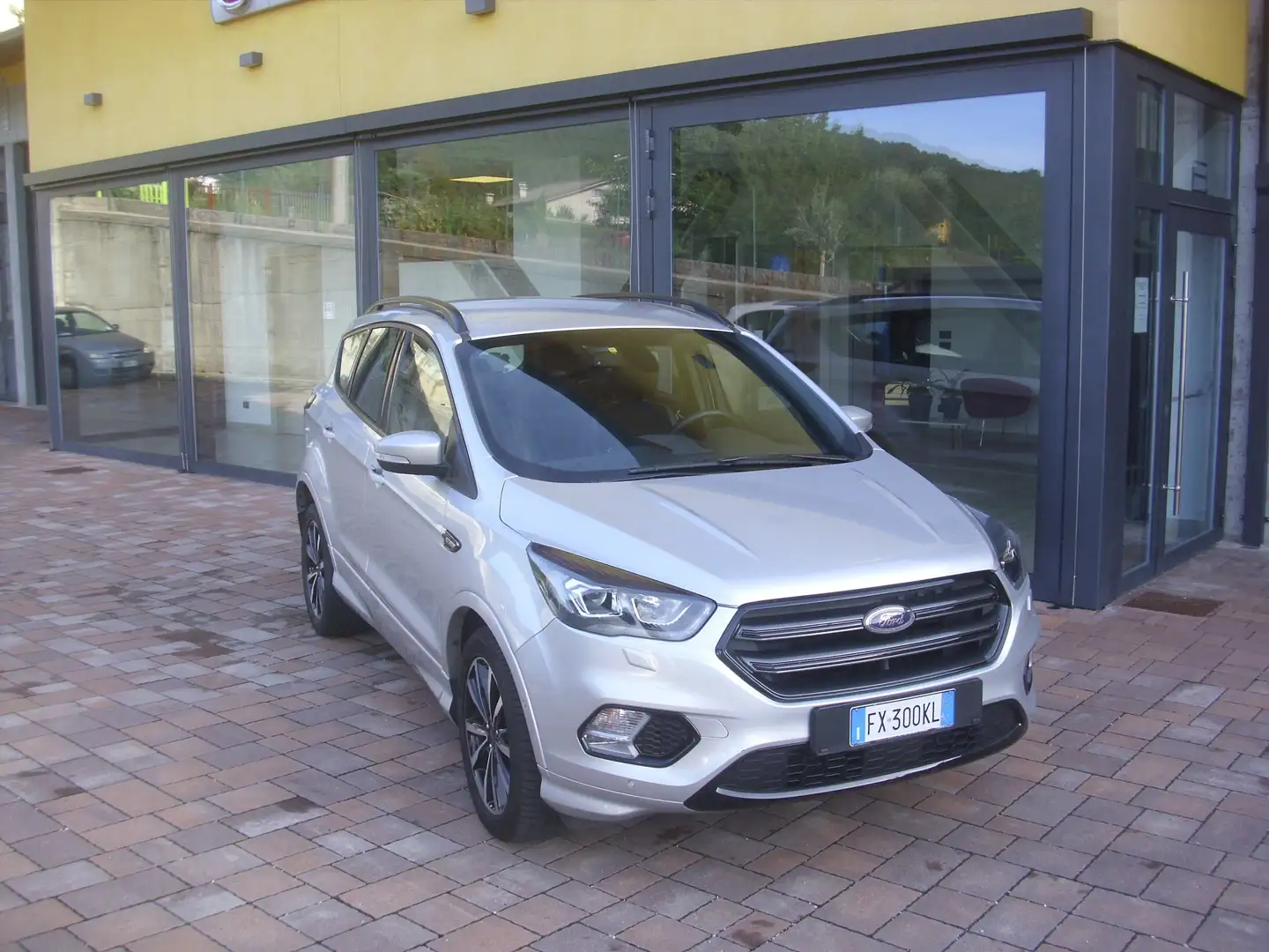 Ford Kuga Kuga 2.0 Tdci 150CV 4X4 - Cambio Automatico Argento - 1