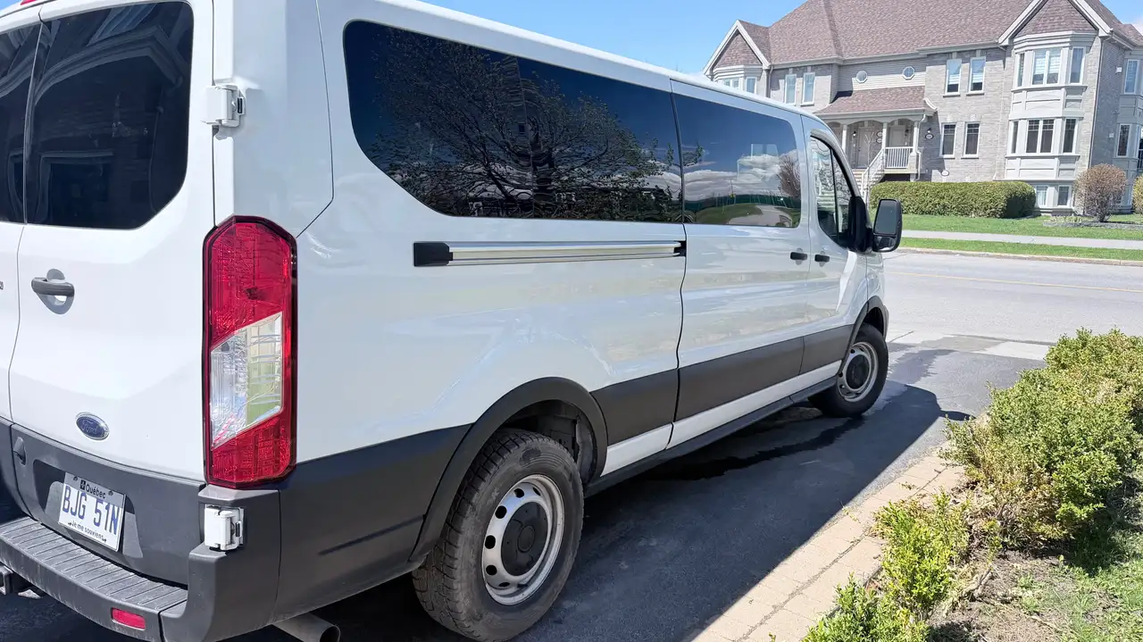 Ford Transit Passenger Wagon снимка Ford Transit Passenger Wagon