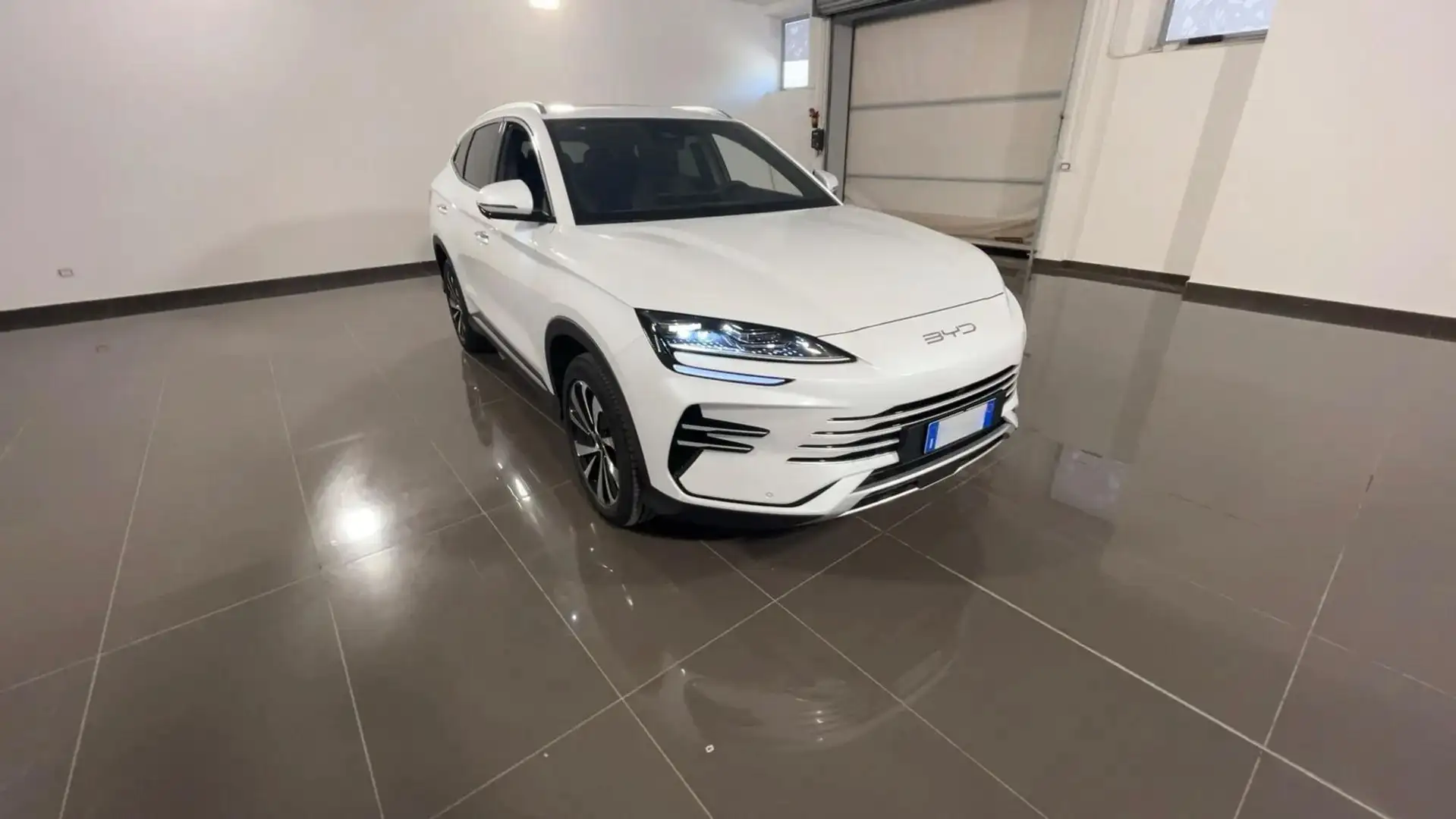 BYD Seal U DMi 1.5 218 CV PHEV Boost - VARI COLORI! Bianco - 1