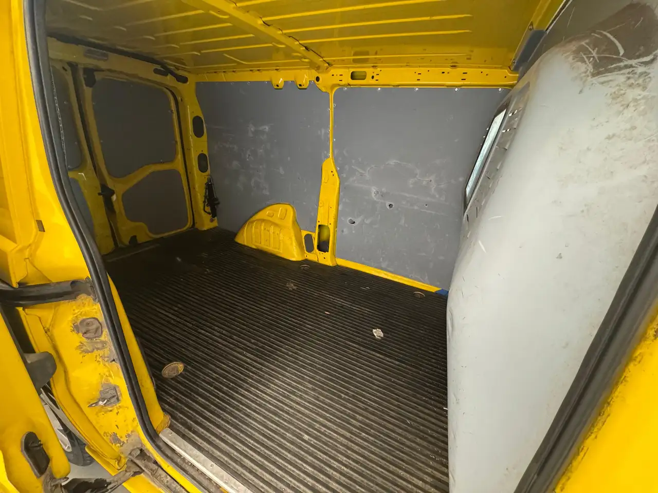 Fiat Scudo L2H1 1,6 16V Top – Bild 7