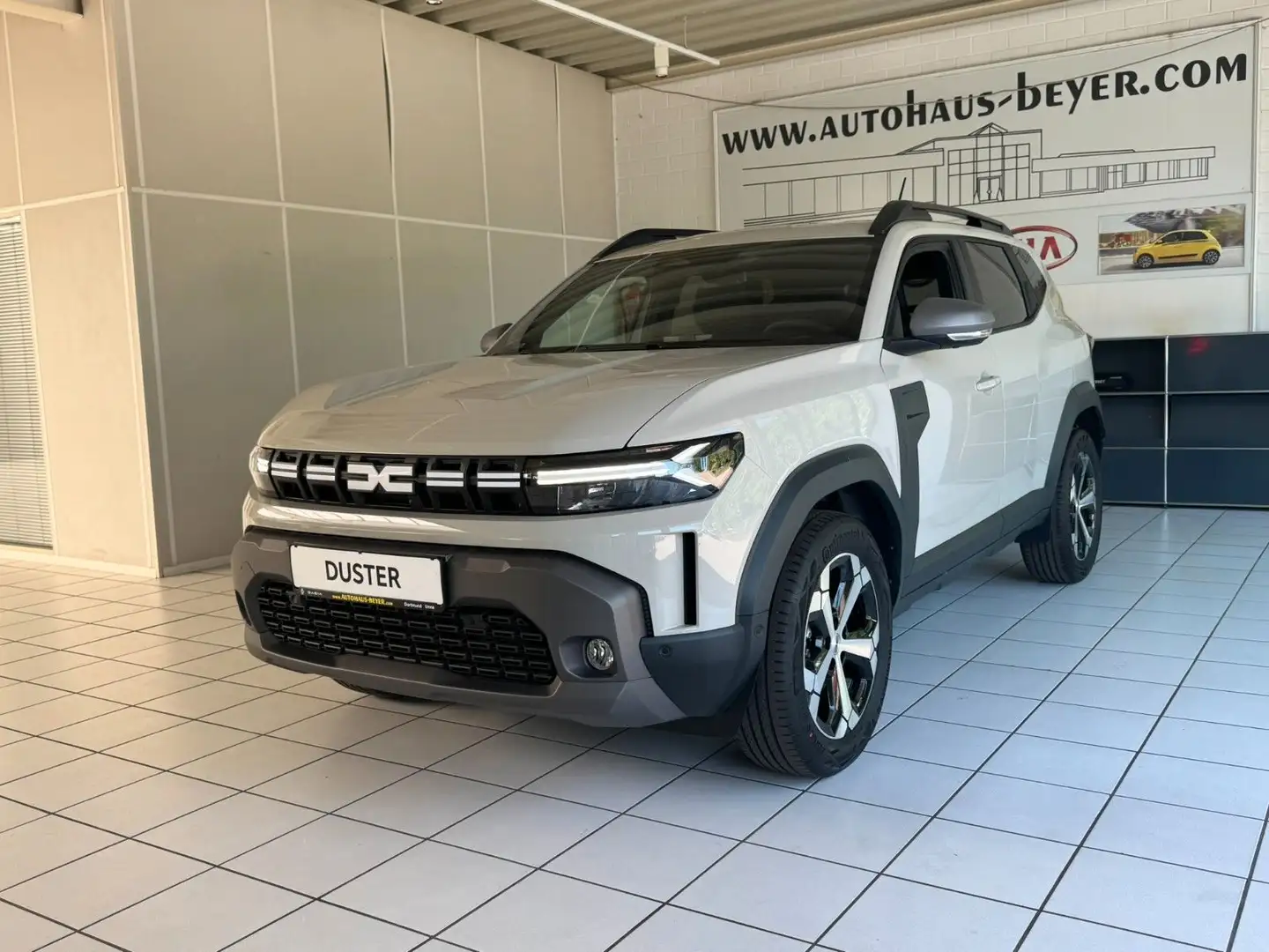 Dacia Duster III Hybrid 140 Journey Beige - 2