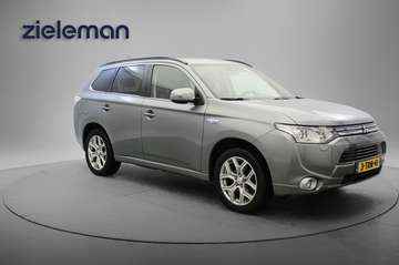 2.0 PHEV Instyle - Panorama, Leer, Camera, Stoelve