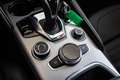 Alfa Romeo Giulia Veloce 2,0 16V 280 AT8 Q4 Schwarz - thumbnail 10