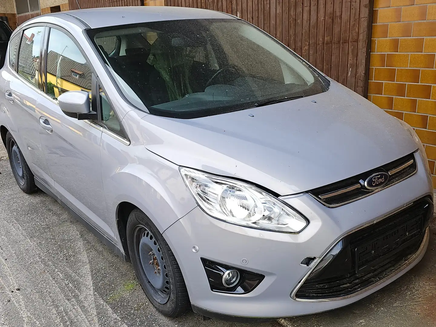 Ford C-Max C-Max 1.0 EcoBoost Start-Stopp-System Titanium Silber - 1