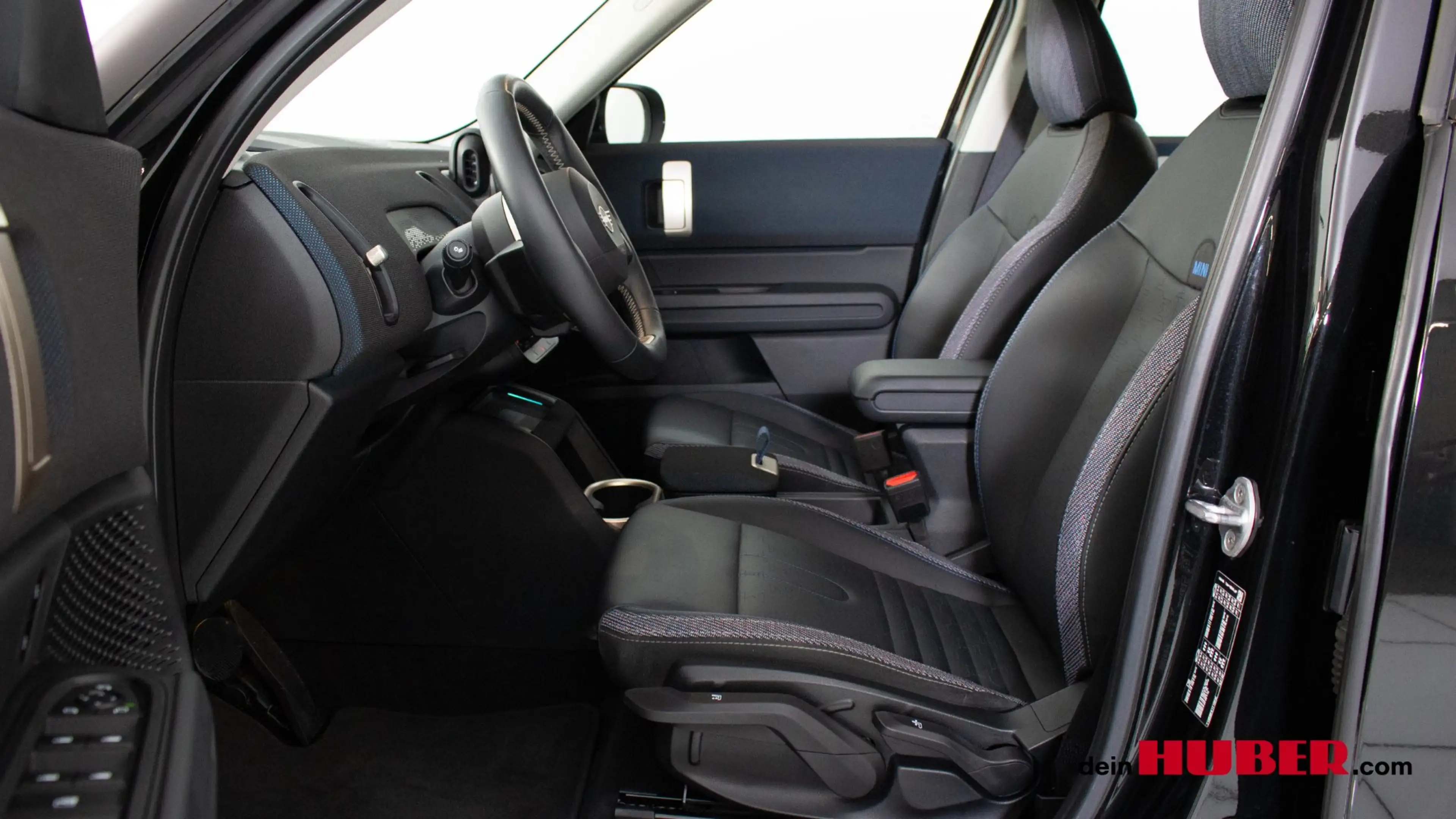 MINI Countryman D Countryman D — photo 10