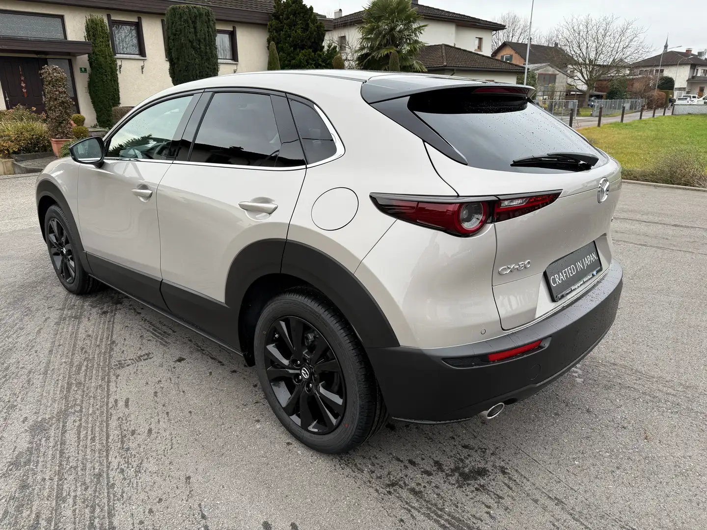 Mazda CX-30 2026 e-Skyactive G140 Nagisa Aut. Grau - 2