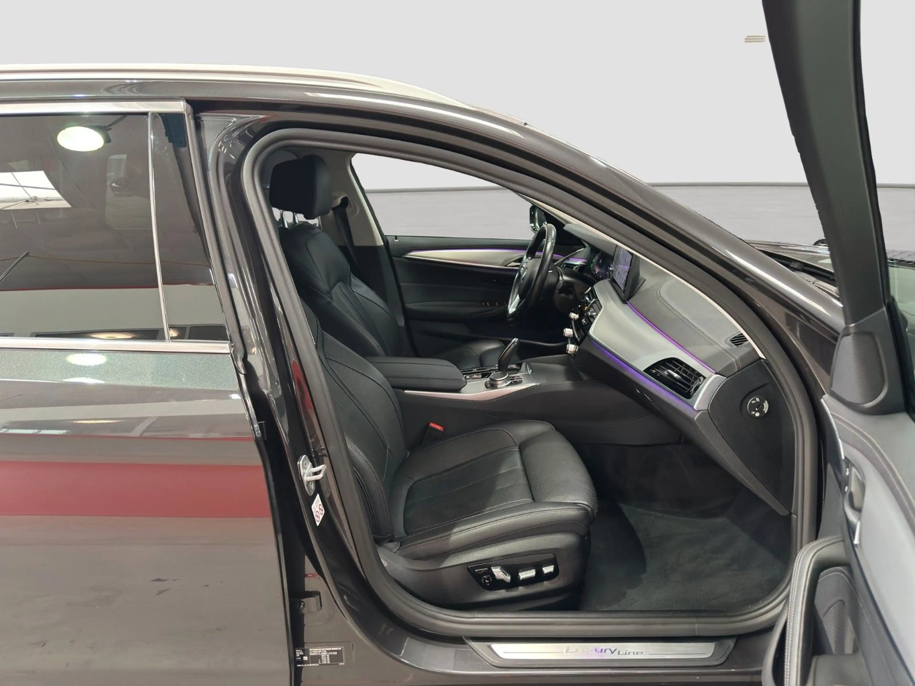 BMW 540 d xDr LC.PRO AD.LED ACC SITZKLIMA HUD AHK KAM — photo 9