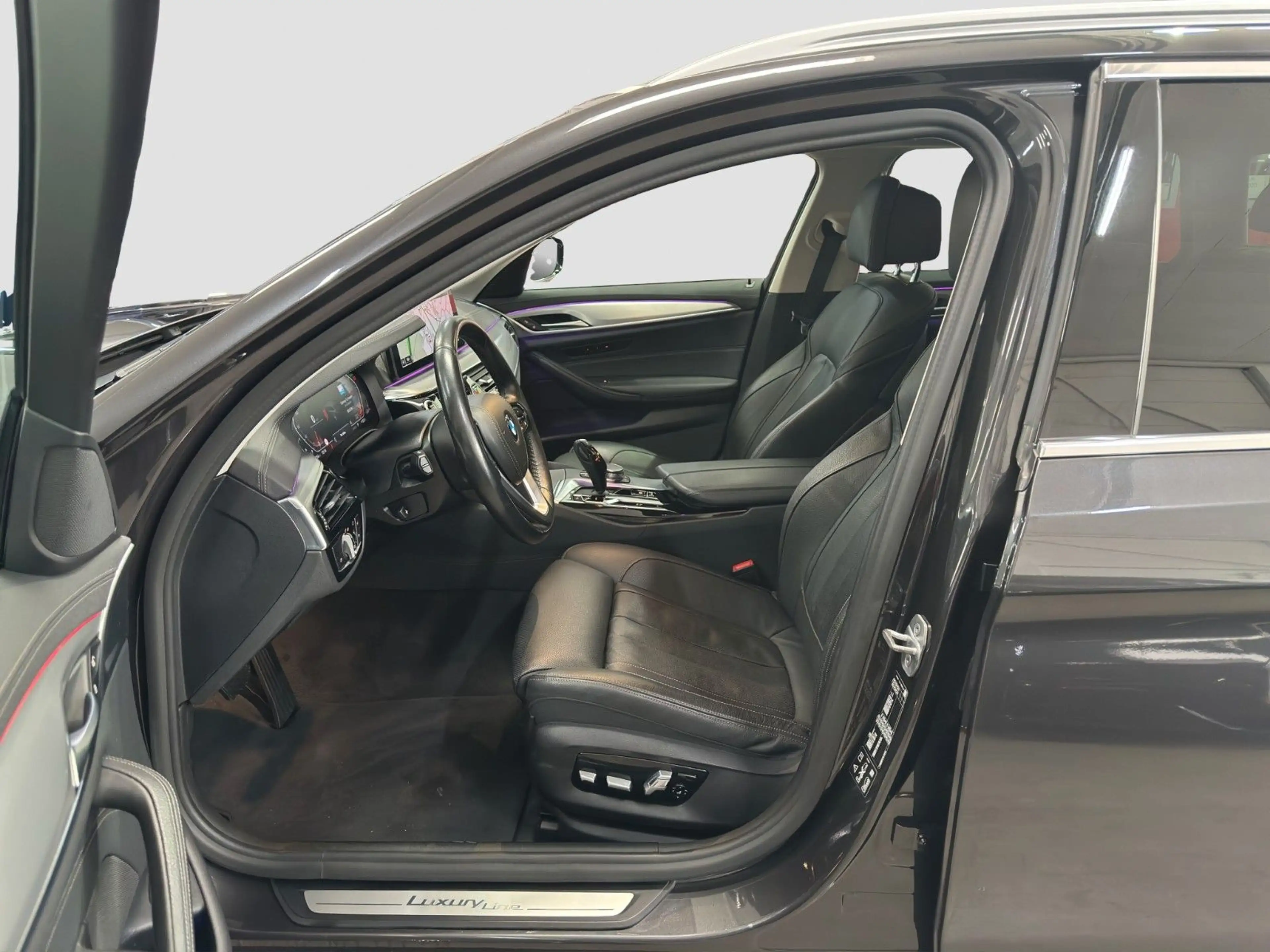 BMW 540 d xDr LC.PRO AD.LED ACC SITZKLIMA HUD AHK KAM — photo 11