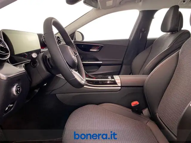 Mercedes-Benz C-Class view 11