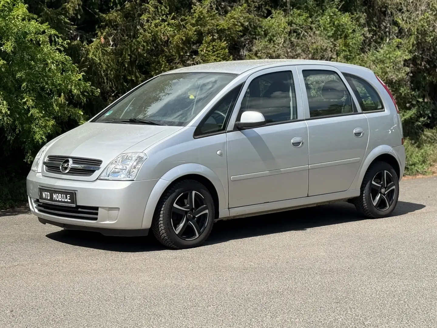 Opel Meriva Edition 1,4 +2.HAND+KLIMA+TÜV 05.2026!+ Gris - 1