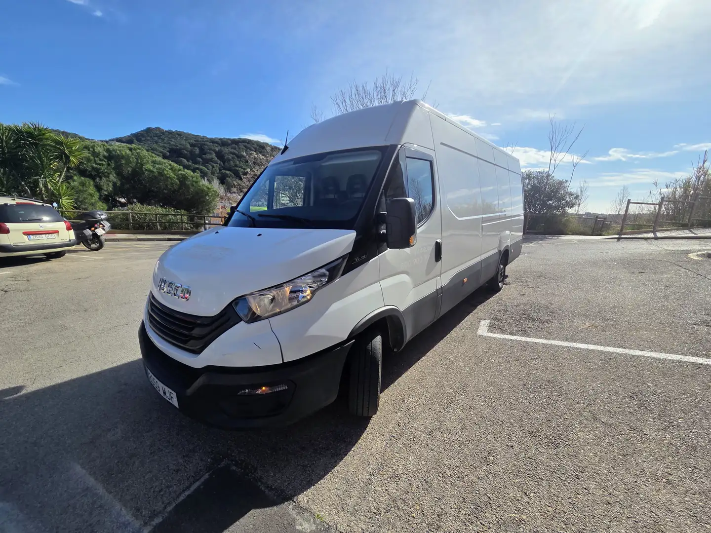 Iveco Daily Daily Furgón 35S16 Blanco - 1