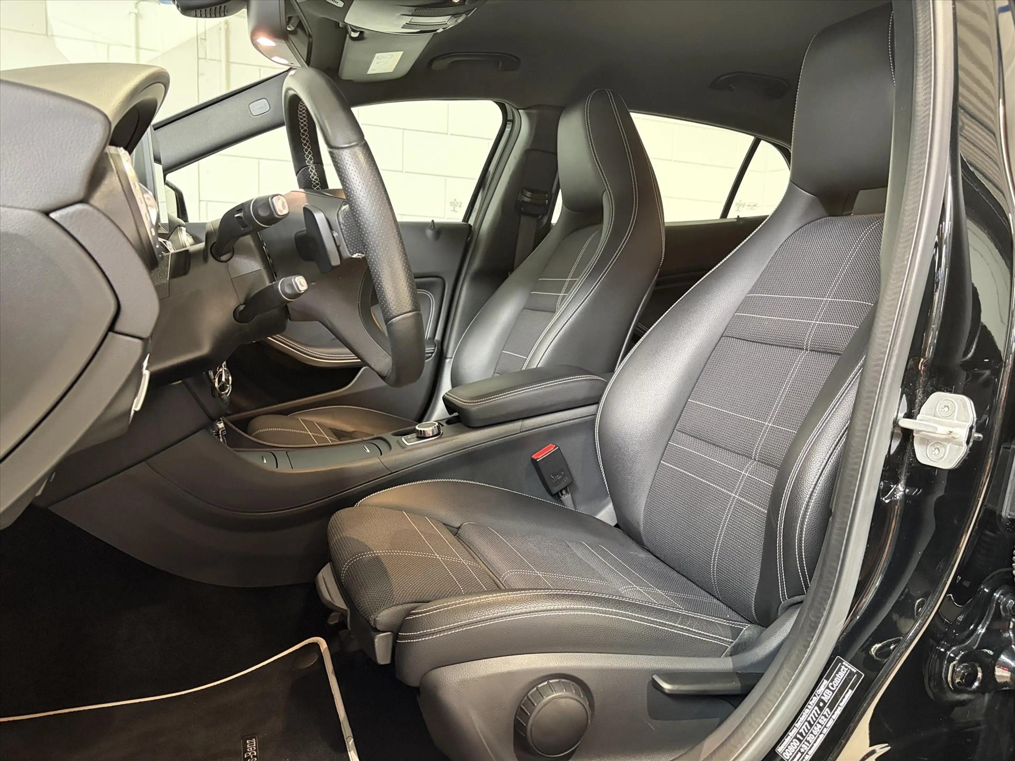 Mercedes-Benz GLA 180 122pk 7G-DCT. Camera, Cruise, 24dkm!! — photo 3