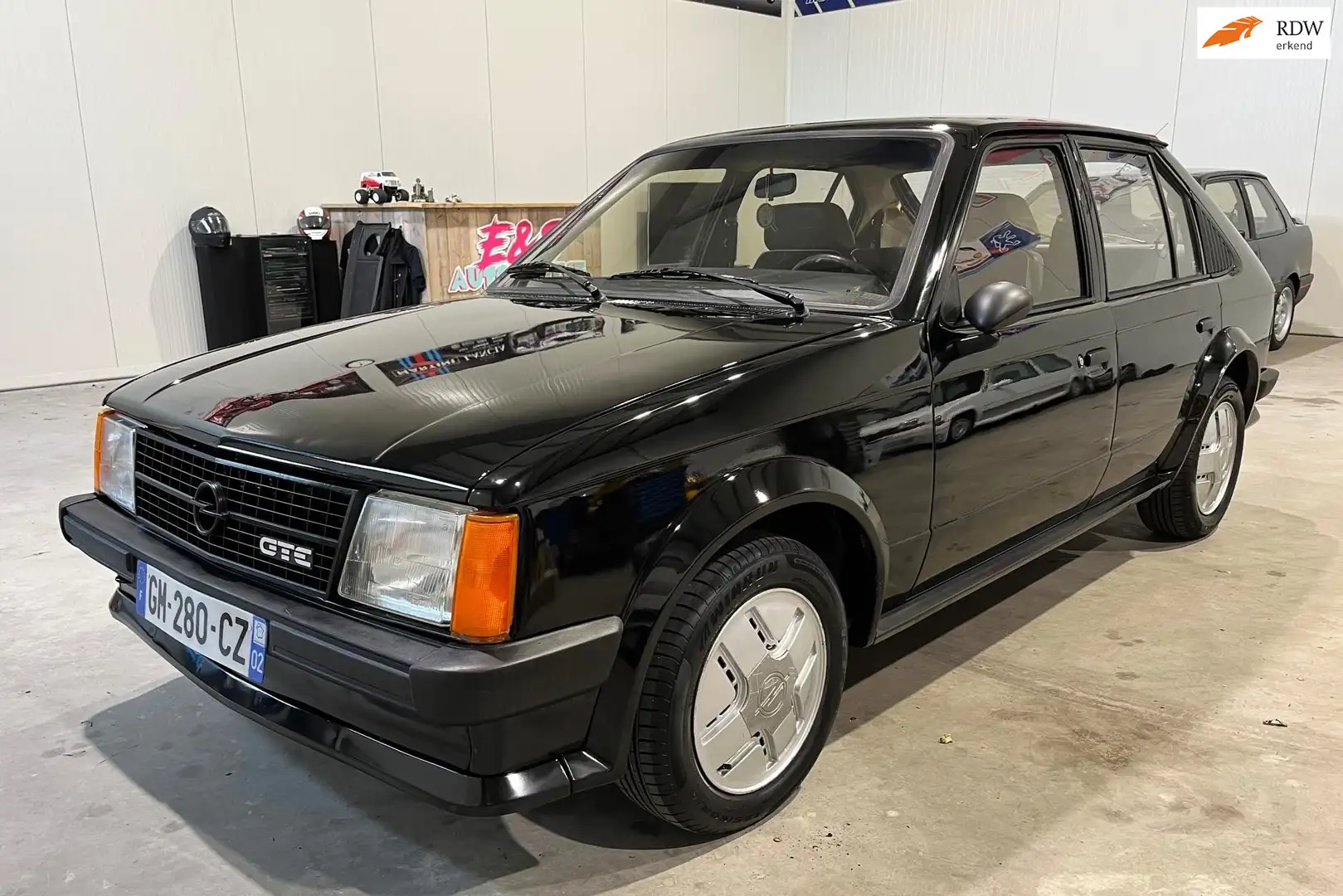 Opel Kadett 1.8E GTE 5 deurs, zeer zeldzaam Noir - 1