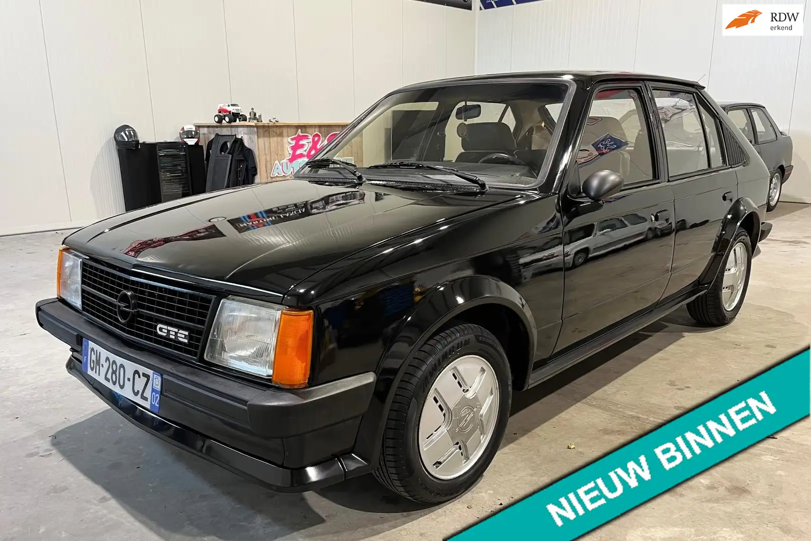 Opel Kadett 1.8E GTE 5 deurs, zeer zeldzaam Noir - 1