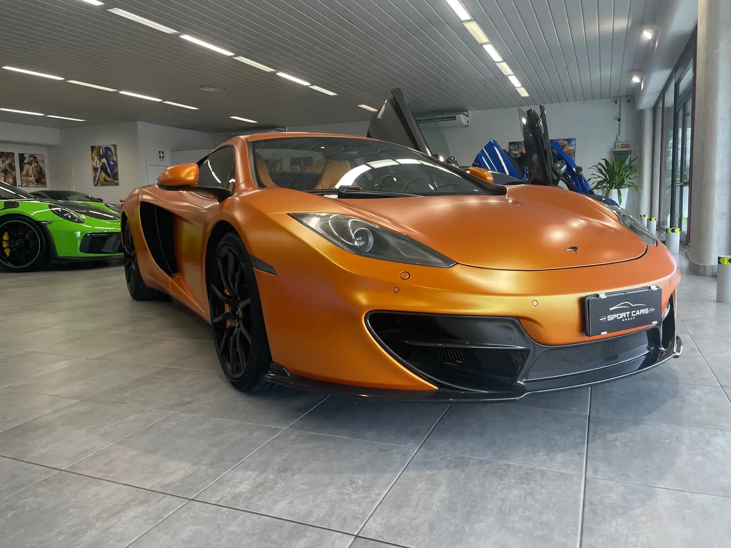 McLaren MP4-12C MP4-12C Orange - 2