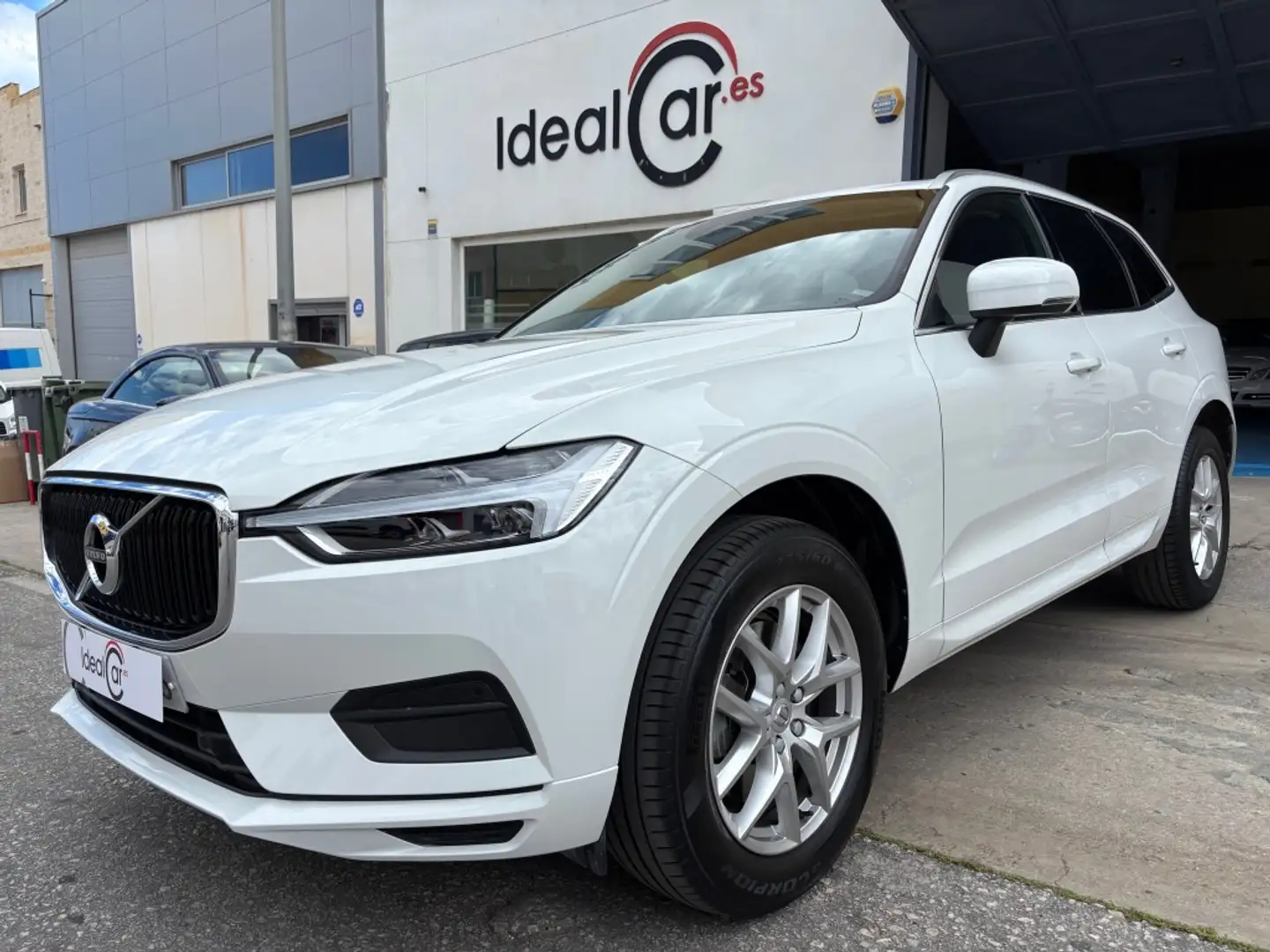 Volvo XC60 T4 Business Plus Aut. 190 Blanc - 1