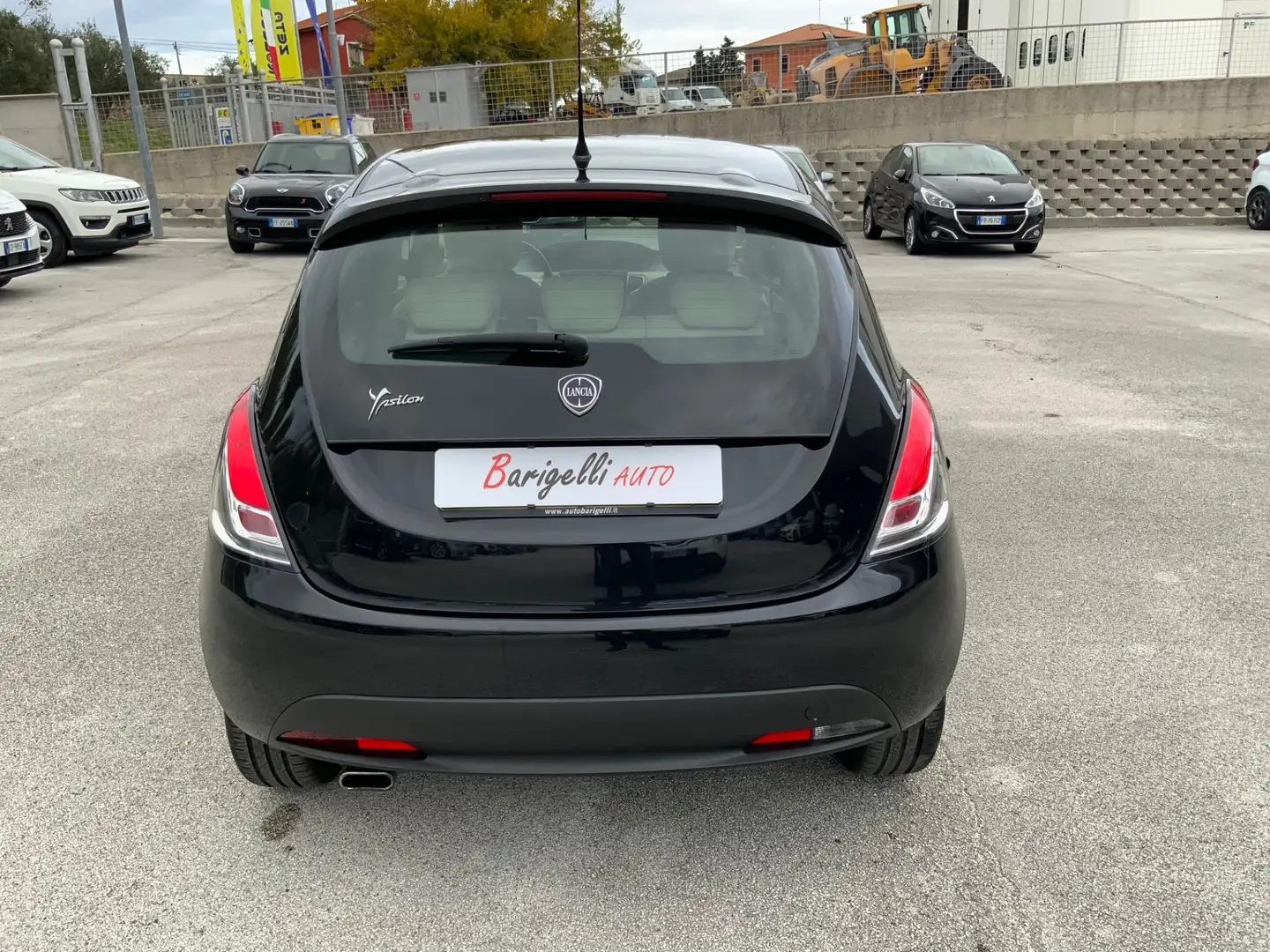 Lancia Ypsilon Ypsilon 1.3 MJT 16V 95 CV 5 porte S&S Gold Bleu - 2