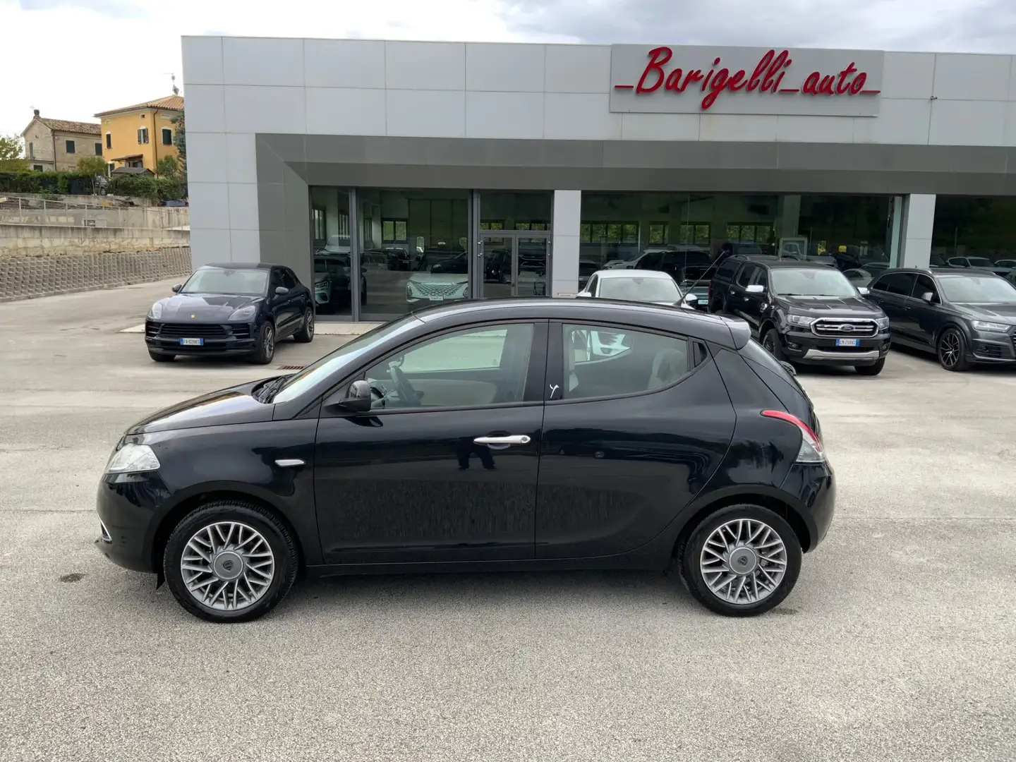 Lancia Ypsilon Ypsilon 1.3 MJT 16V 95 CV 5 porte S&S Gold Bleu - 1