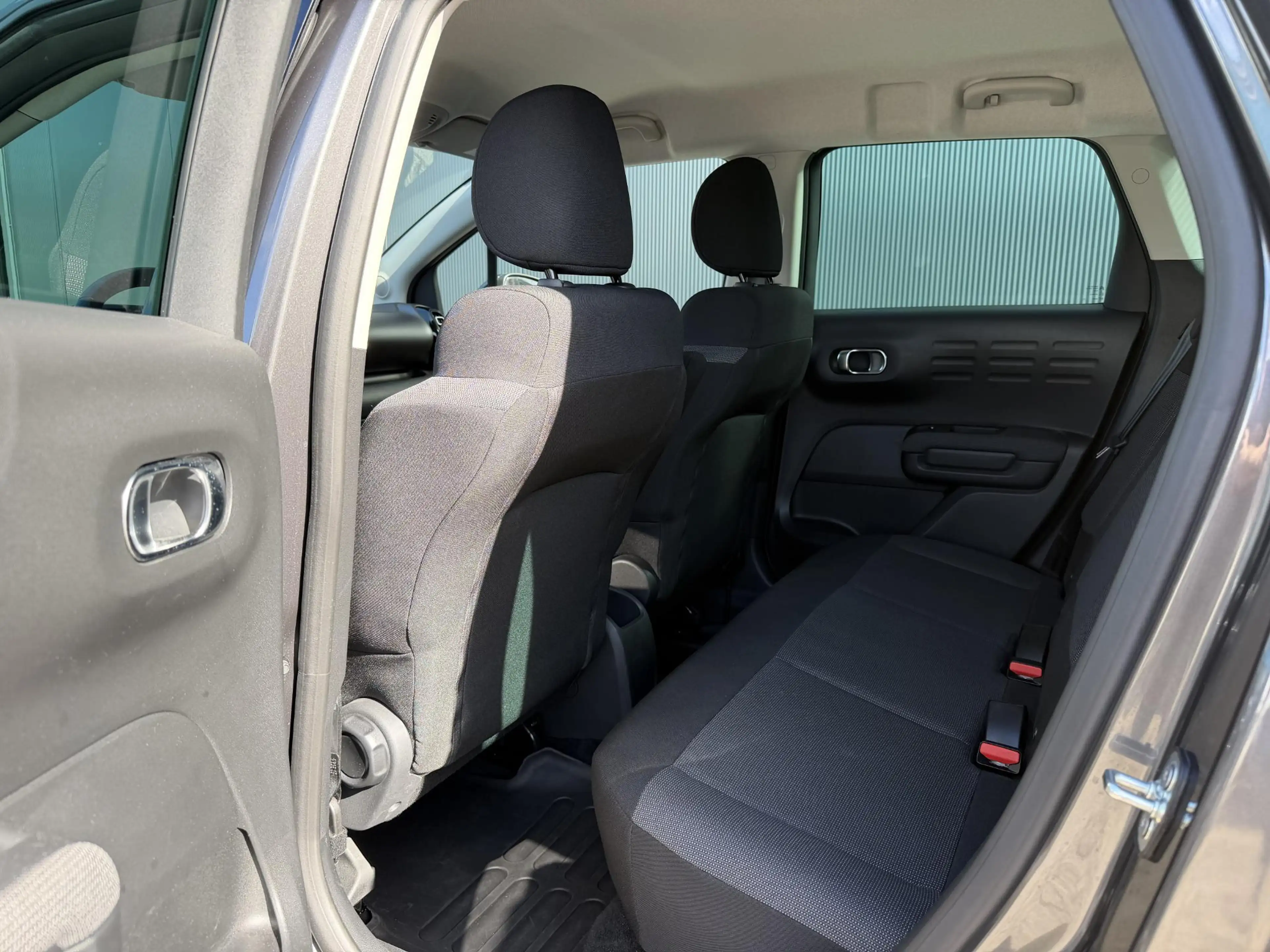 Citroen C3 Aircross 1.2 PureTech Plus 16"/Stoelverwarming/PDC/Apple Ca — photo 26