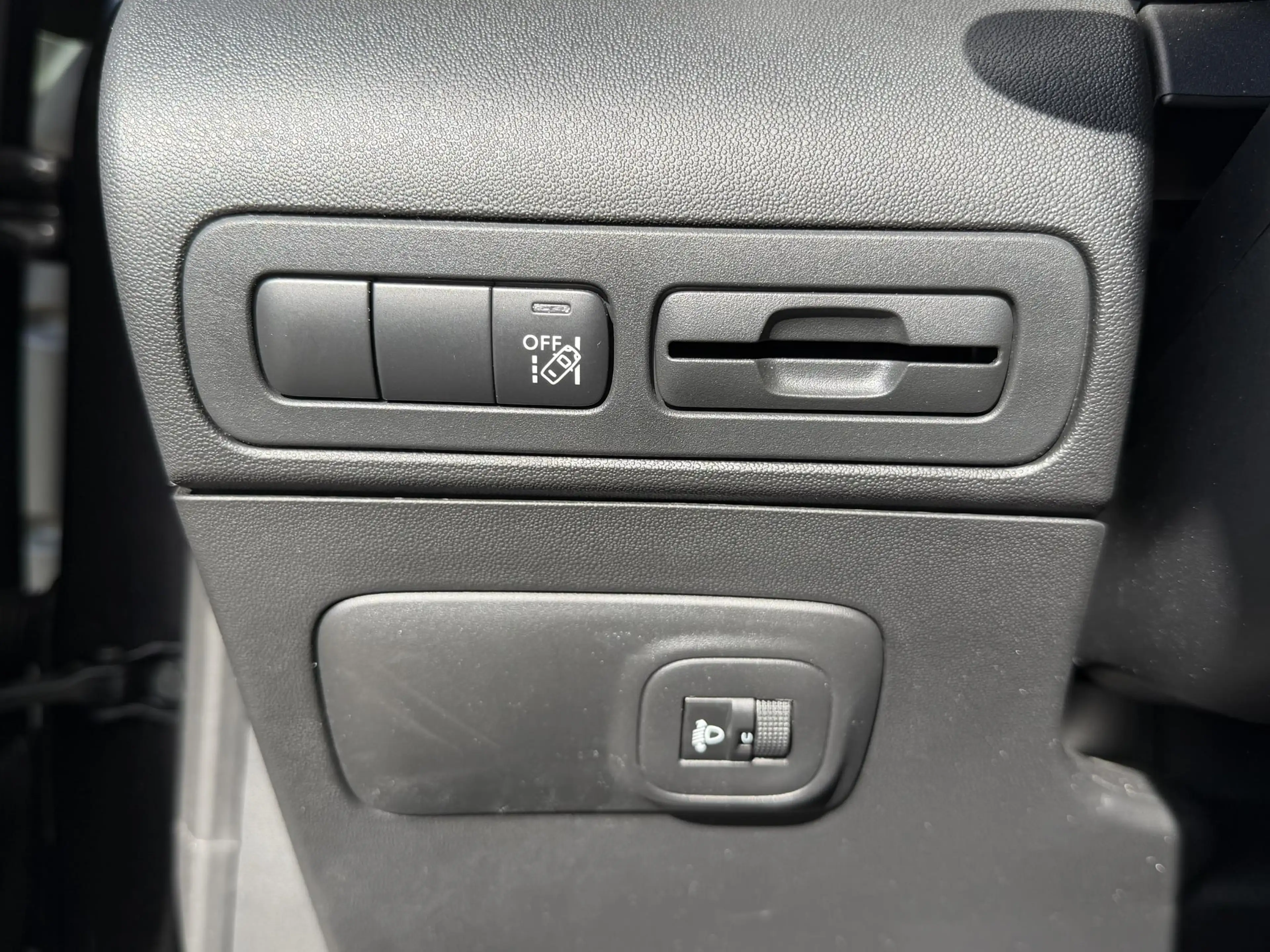 Citroen C3 Aircross 1.2 PureTech Plus 16"/Stoelverwarming/PDC/Apple Ca — photo 12