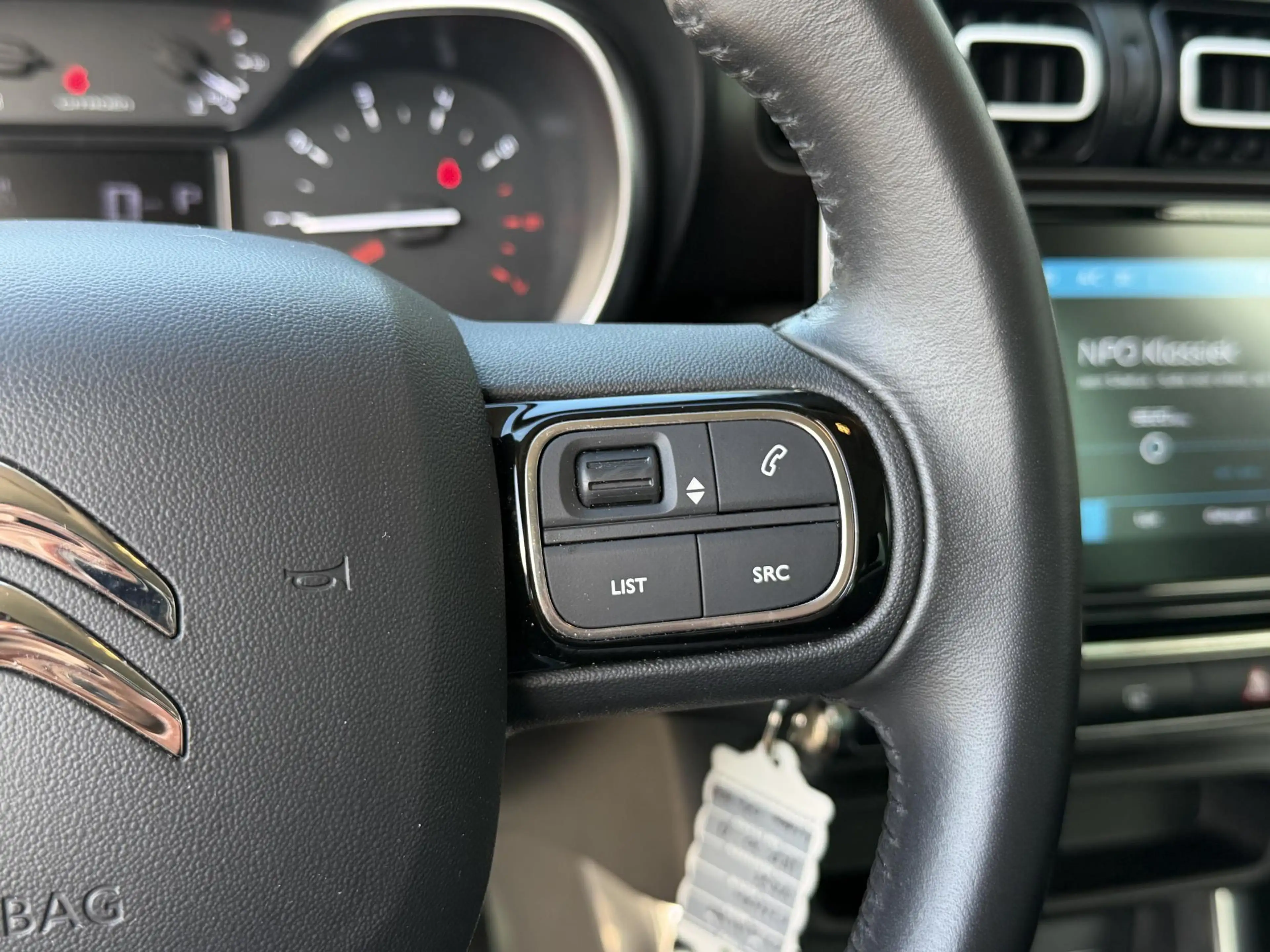 Citroen C3 Aircross 1.2 PureTech Plus 16"/Stoelverwarming/PDC/Apple Ca — photo 15