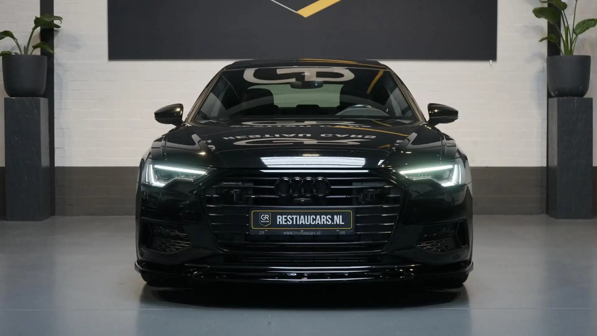 Audi A6 Limousine 50 TFSI e Quattro S6-Look BLACK OPTIK 36 Zwart - 2