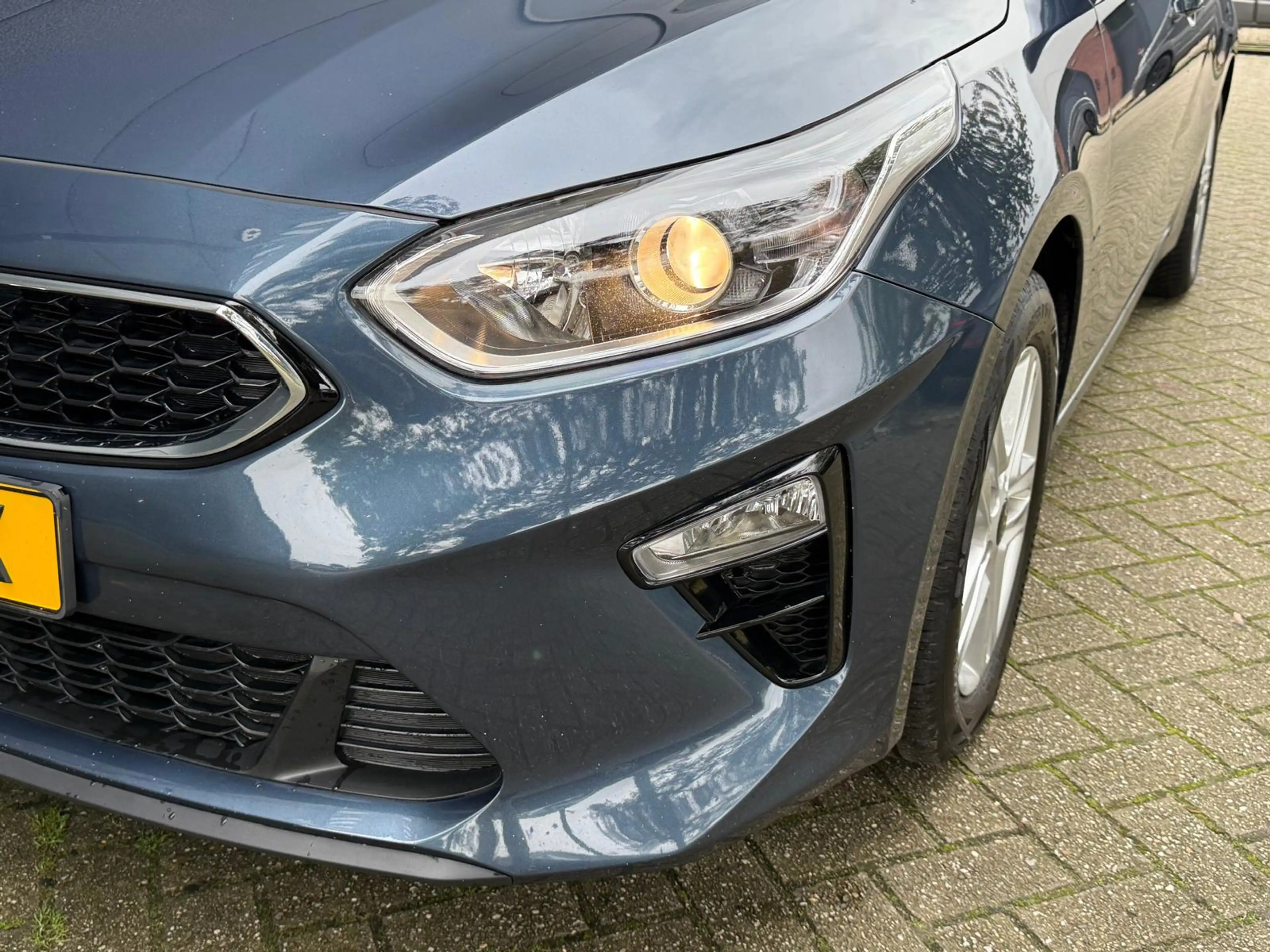 Kia Ceed SW / cee'd SW Sportswagon 1.0 T-GDi DynamicLine/Navi/Carplay/Cam — photo 4