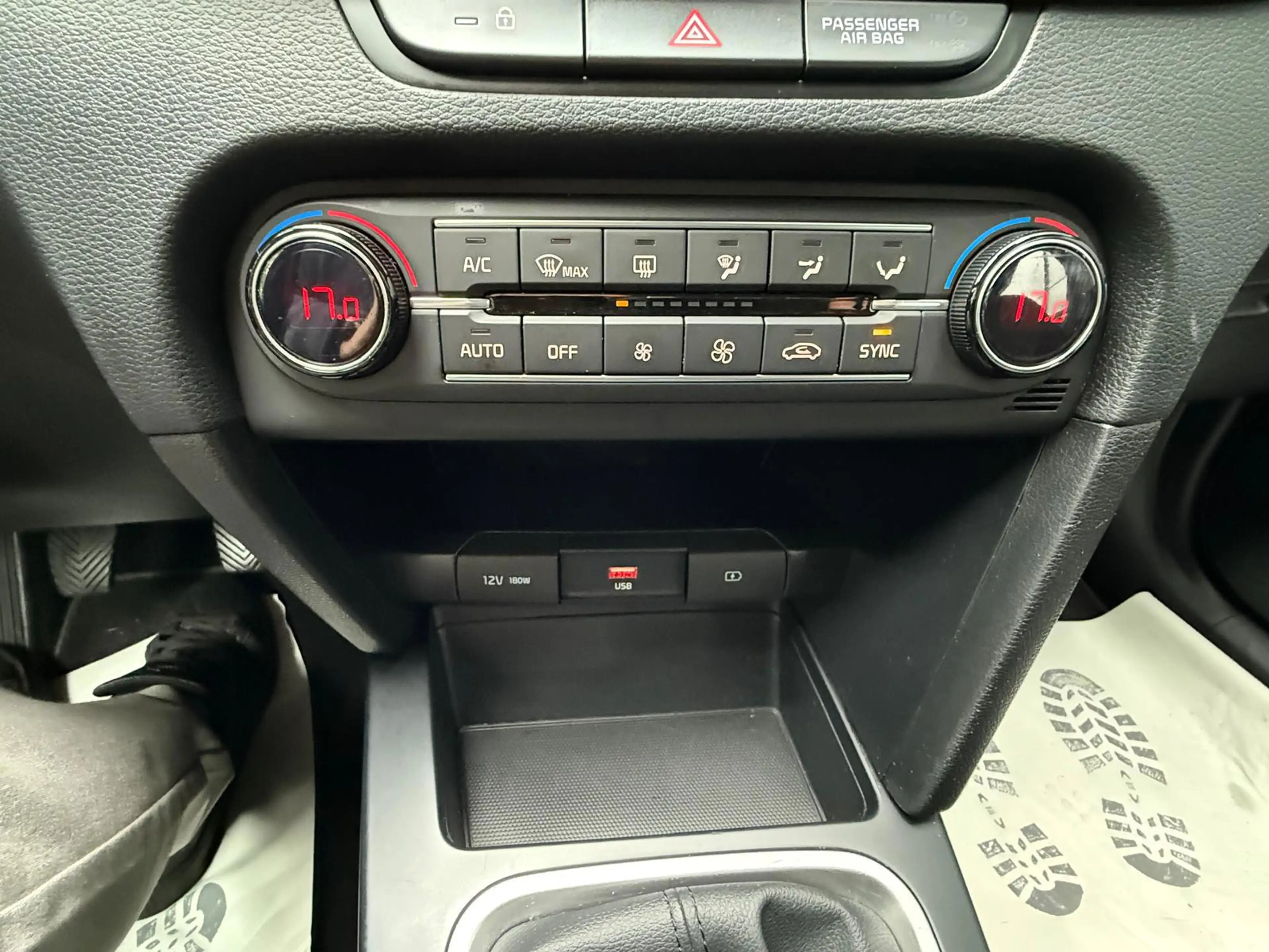 Kia Ceed SW / cee'd SW Sportswagon 1.0 T-GDi DynamicLine/Navi/Carplay/Cam — photo 30