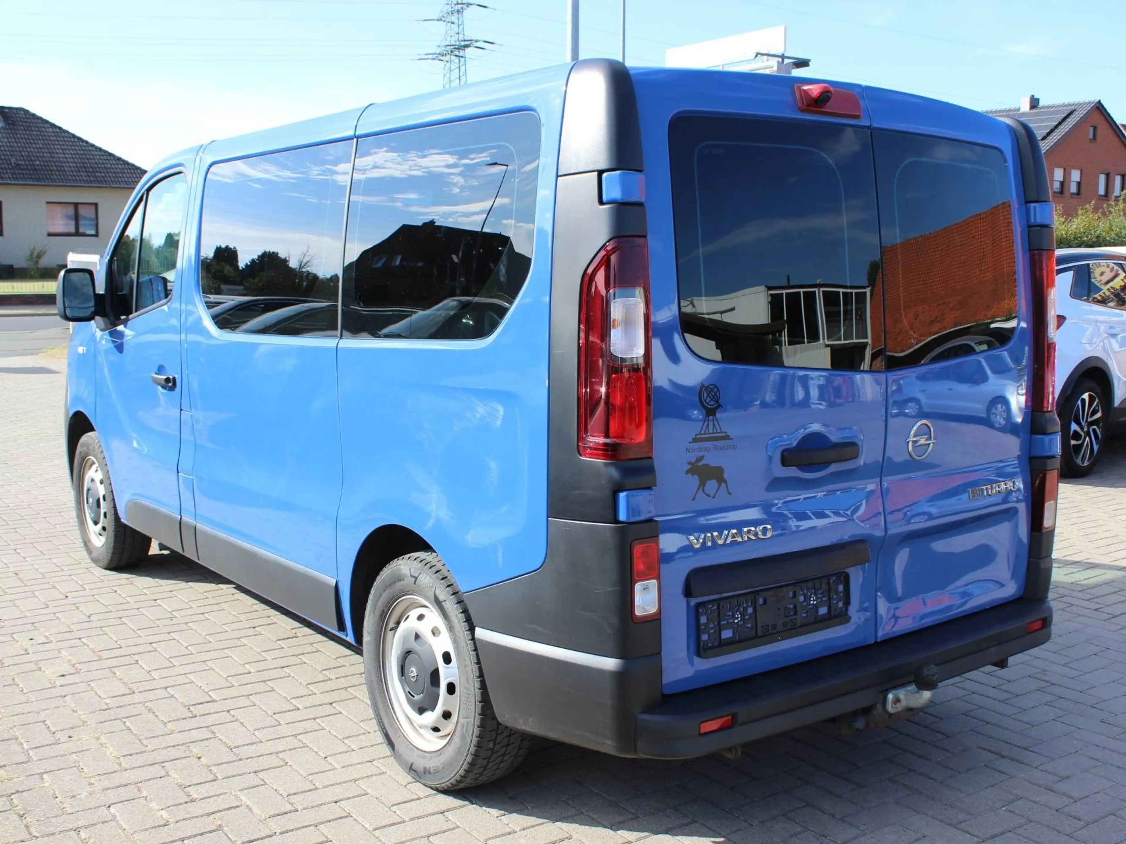 Opel Vivaro 1.6 CDTi Combi L1H1  2,7t Navi Klima AHK — photo 4