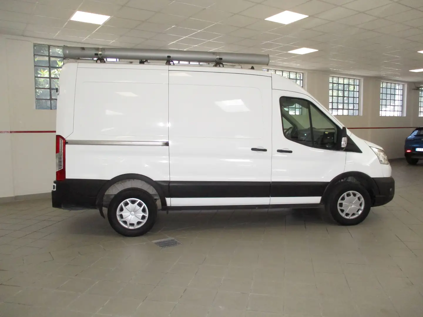 Ford Transit RWD 350 2.0 TDCI MHEV (130CV)TREND-UNIPROPRIETARIO Bianco - 2